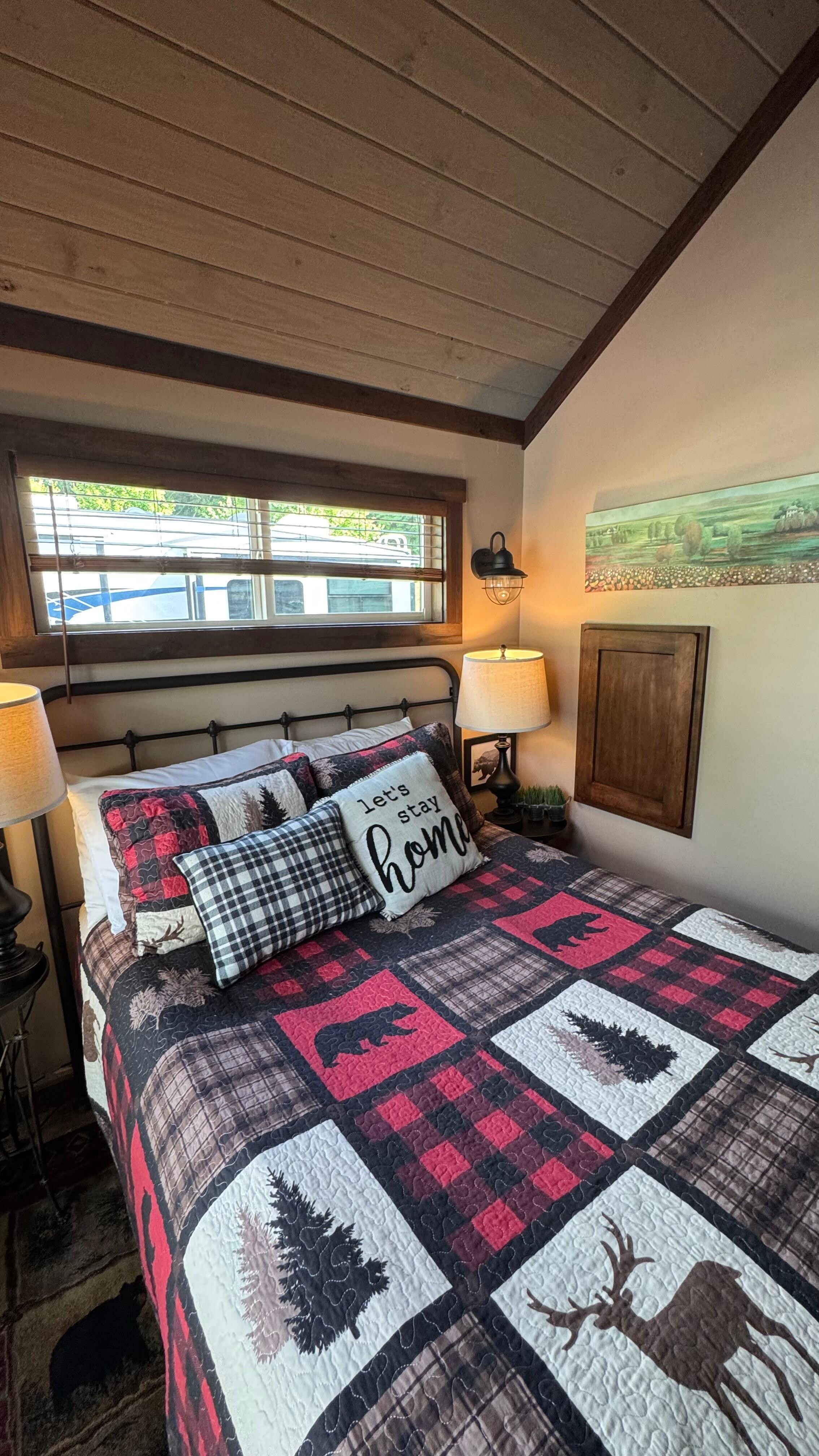 Back bedroom