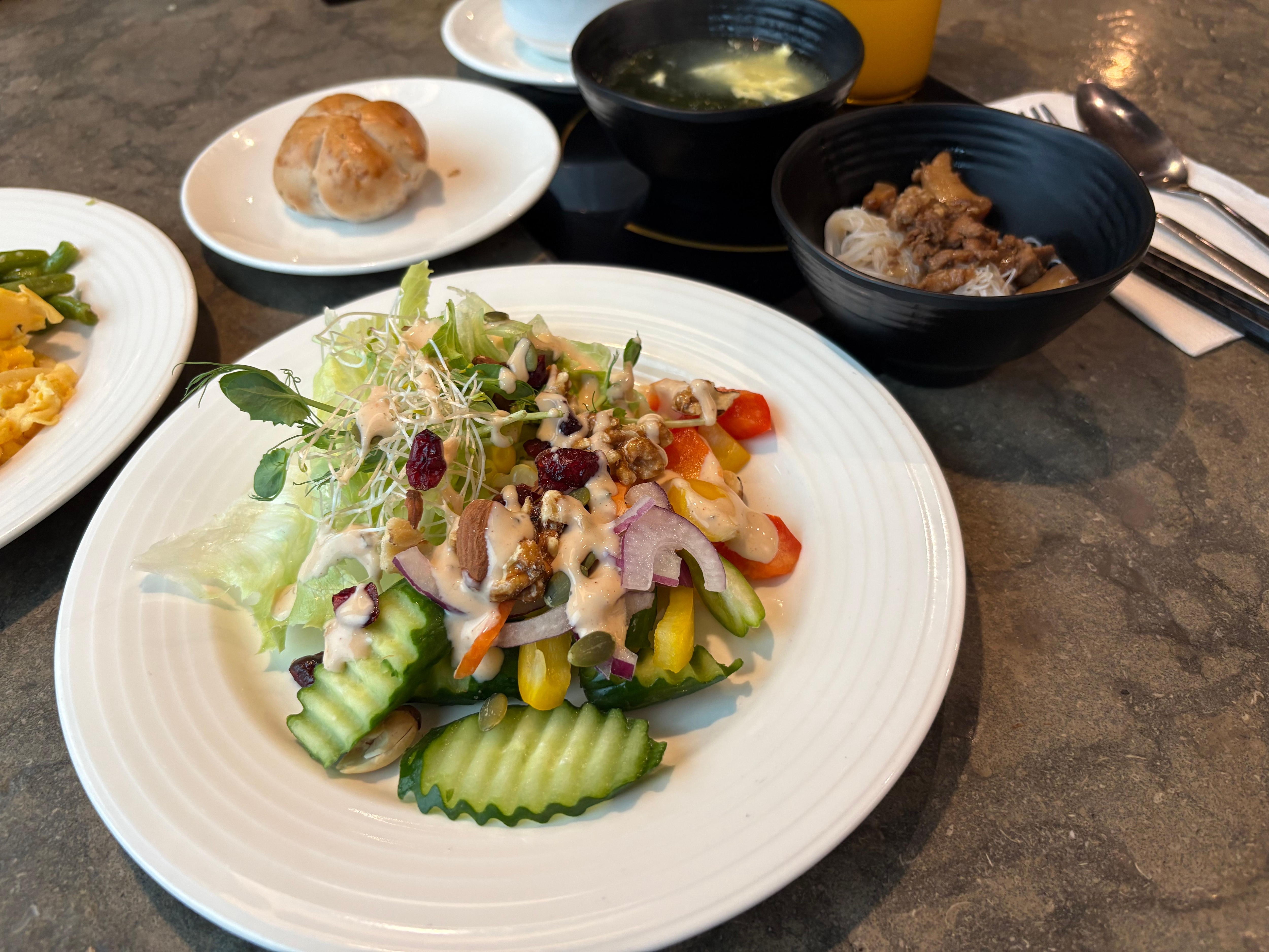朝食ビュッフェ