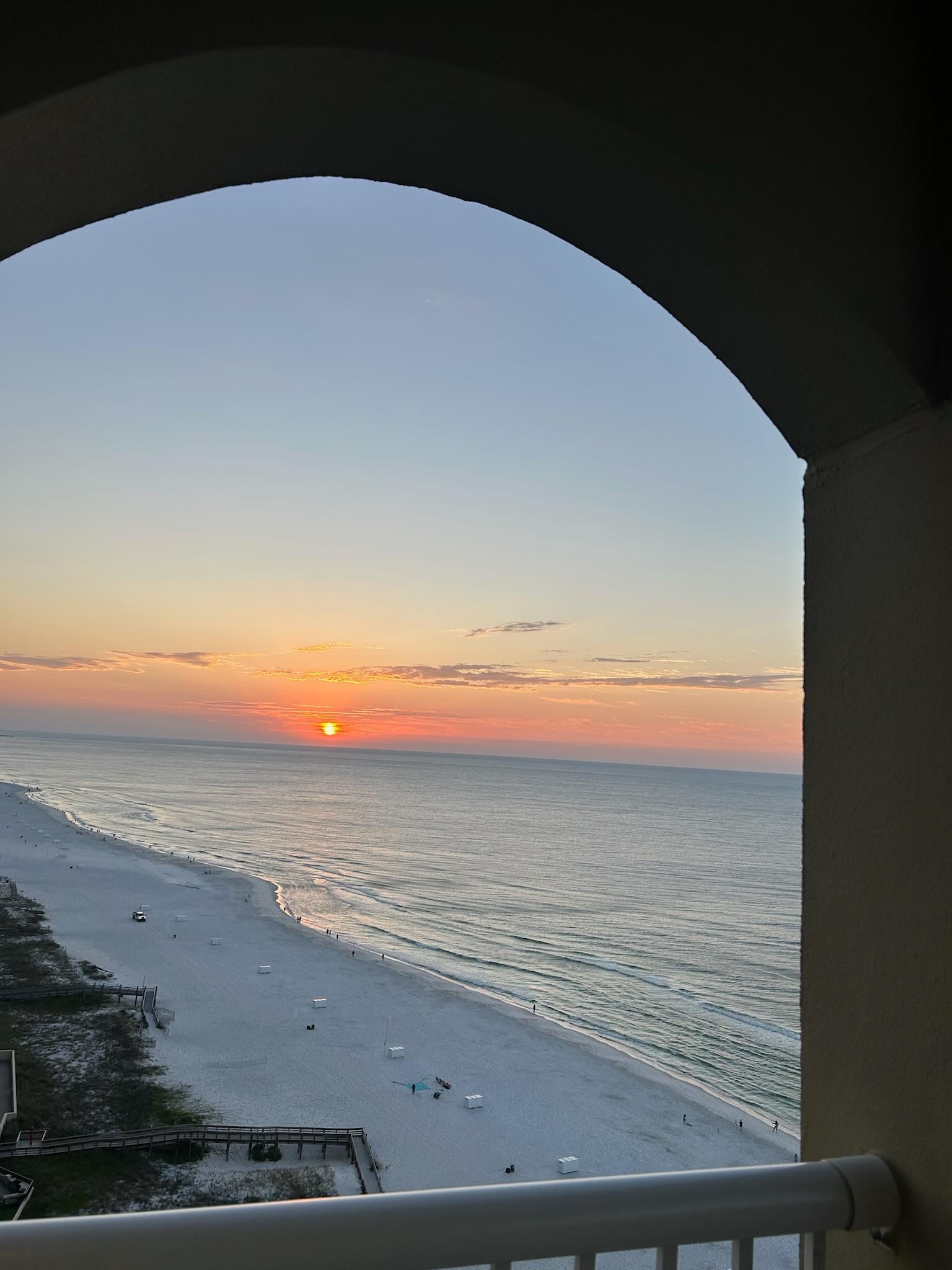 Who wouldn't want to have a cup of coffee with this view! 