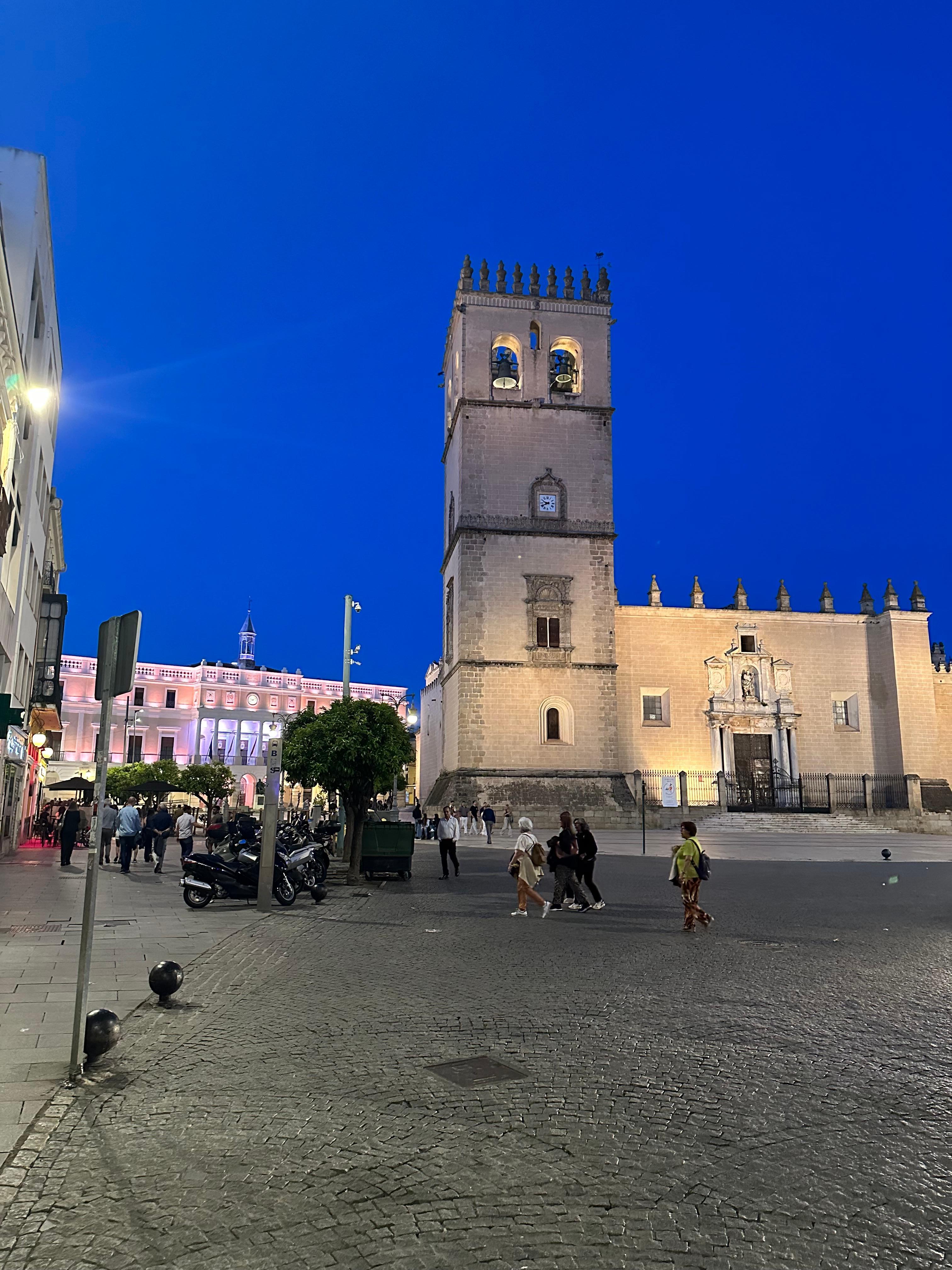 Badajoz, vale a pena. 