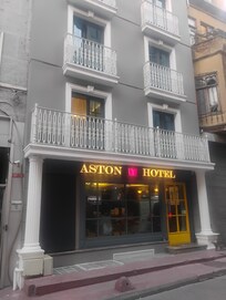 The Aston hotel takism