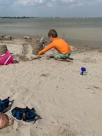 South beach castle making