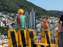 釜山歩き。甘川文化村の星の王子様と狐。写真スポットです。
