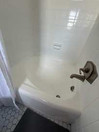 Smallest tub I’ve ever seen 😂