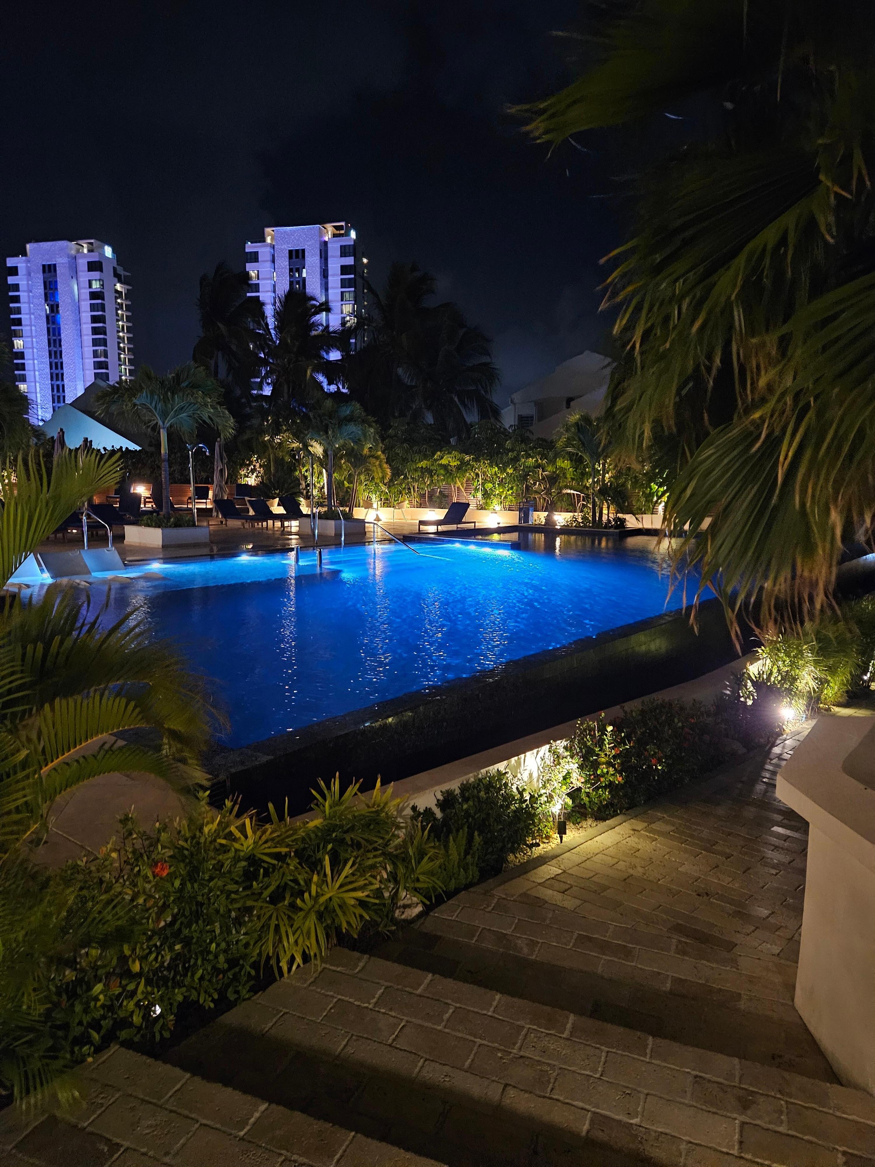 The Cliff Infinity pool at night - beautiful!