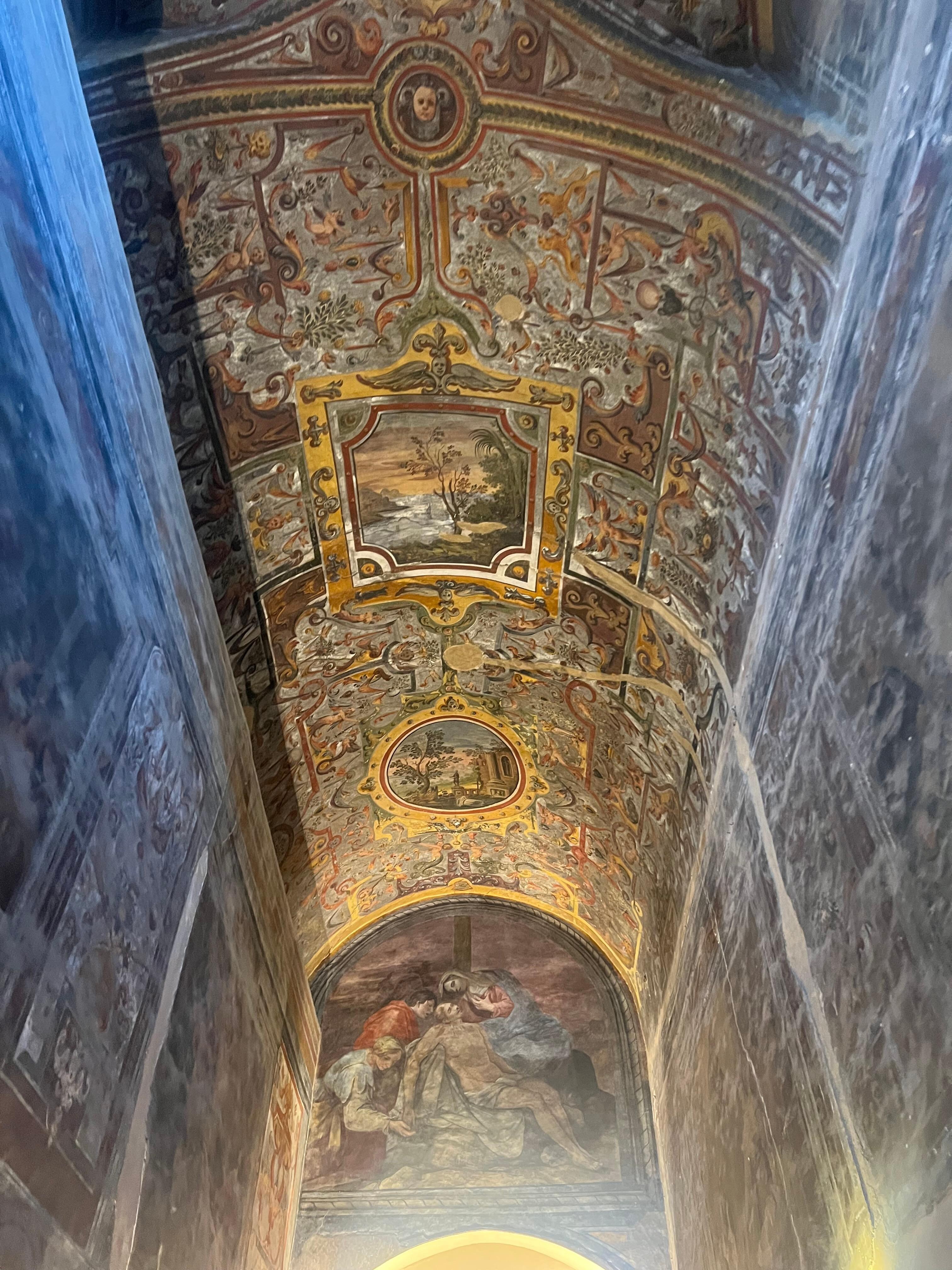 Internal entrance to property 