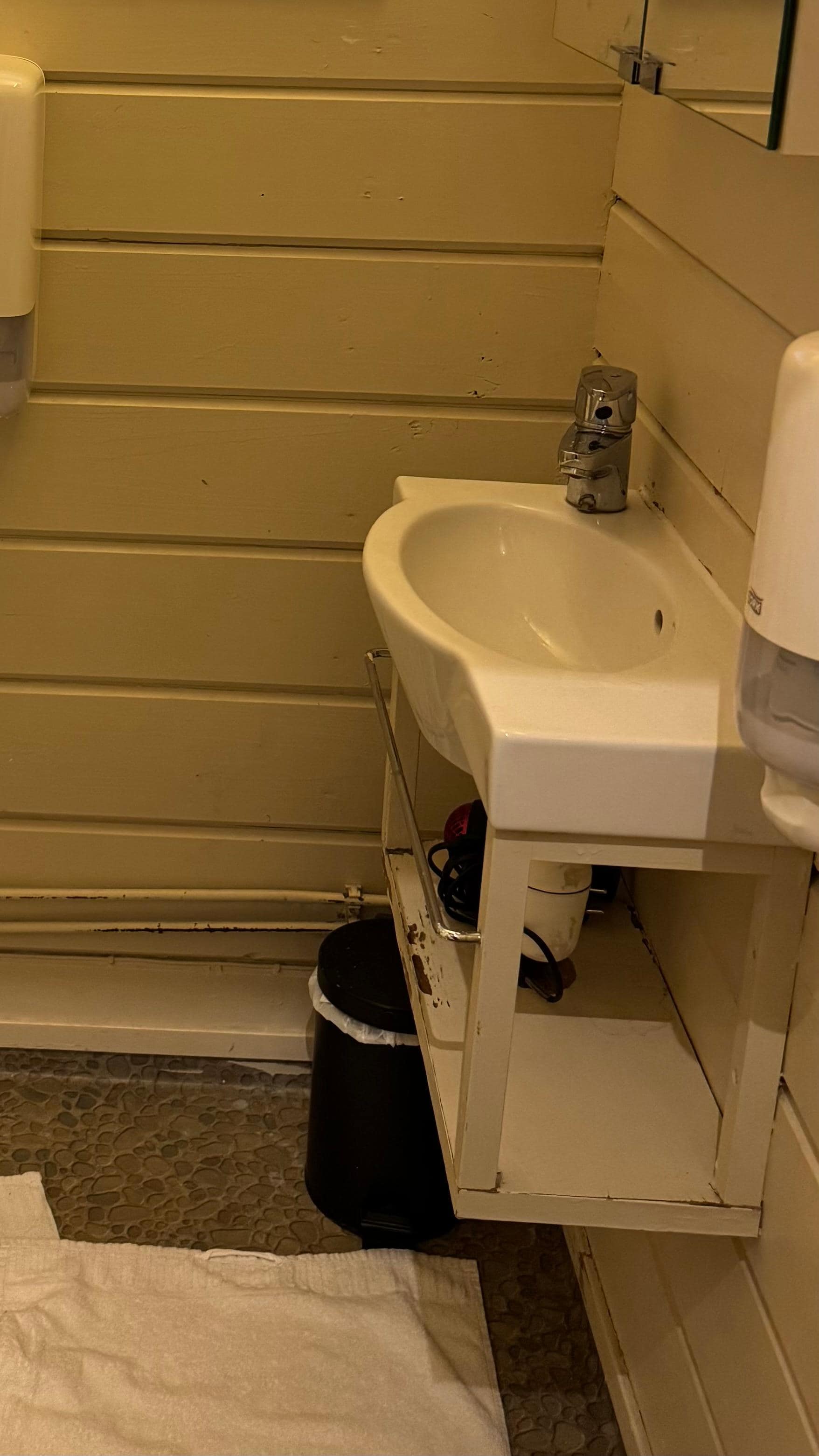 Feuchtigkeitsschäden nicht wirklich schön 