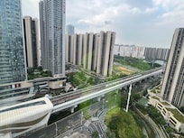 坐在房間看列車的經過,鉄路迷的意外驚喜