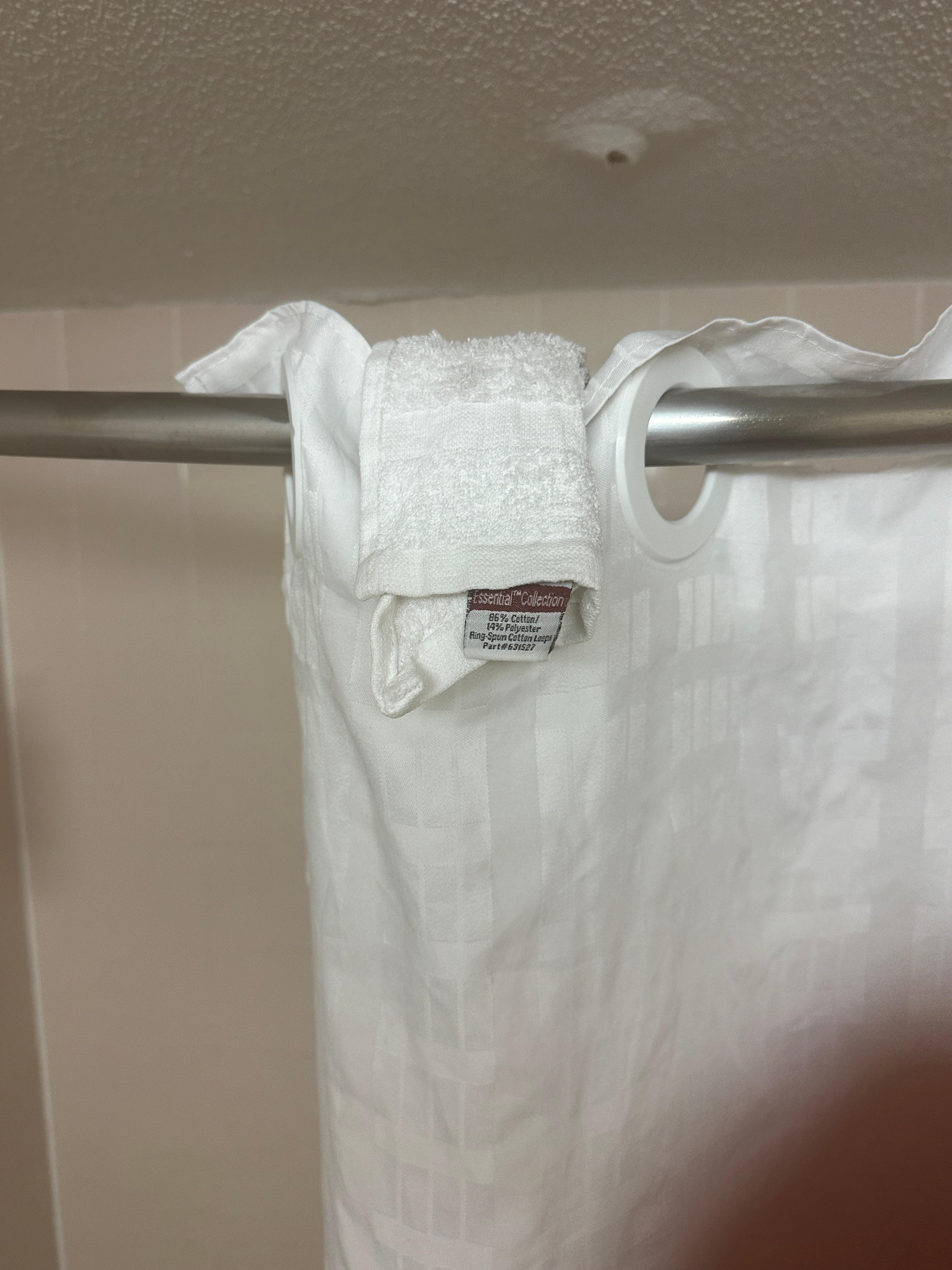 Previous guests used washcloth