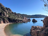 Magnifique crique tout pret