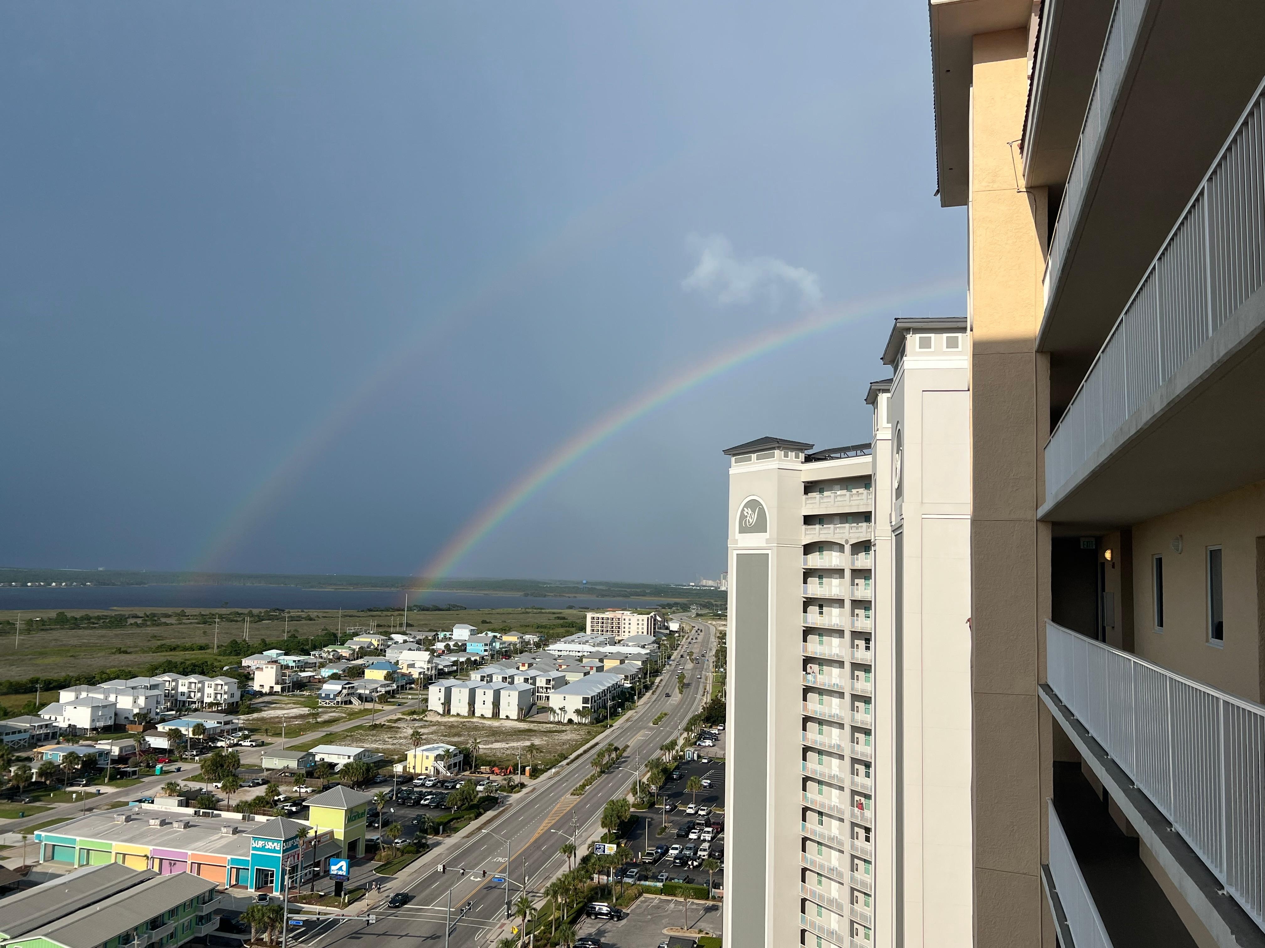 Double rainbow pic from the front door 