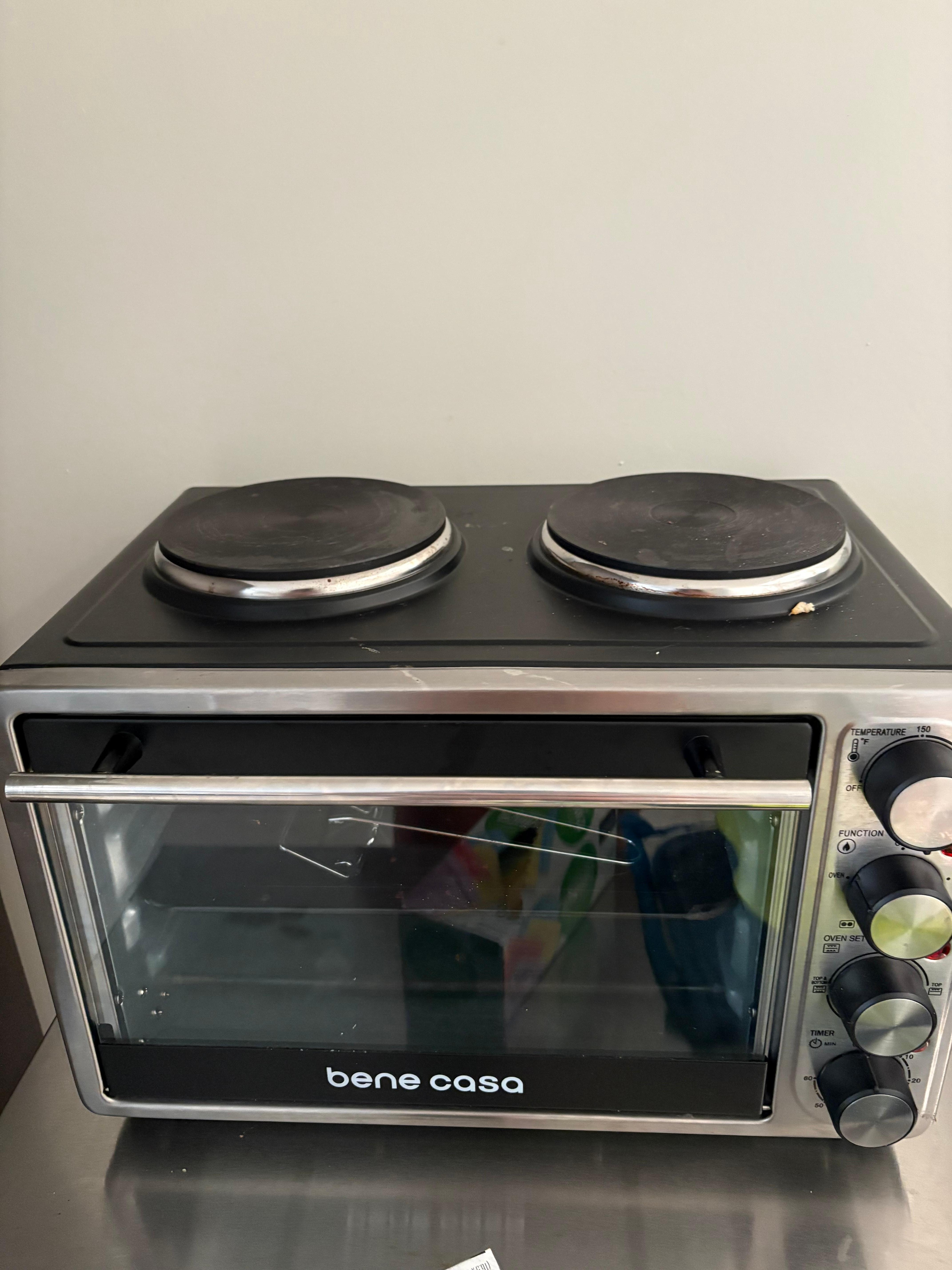 The cool combo toaster oven and cook top