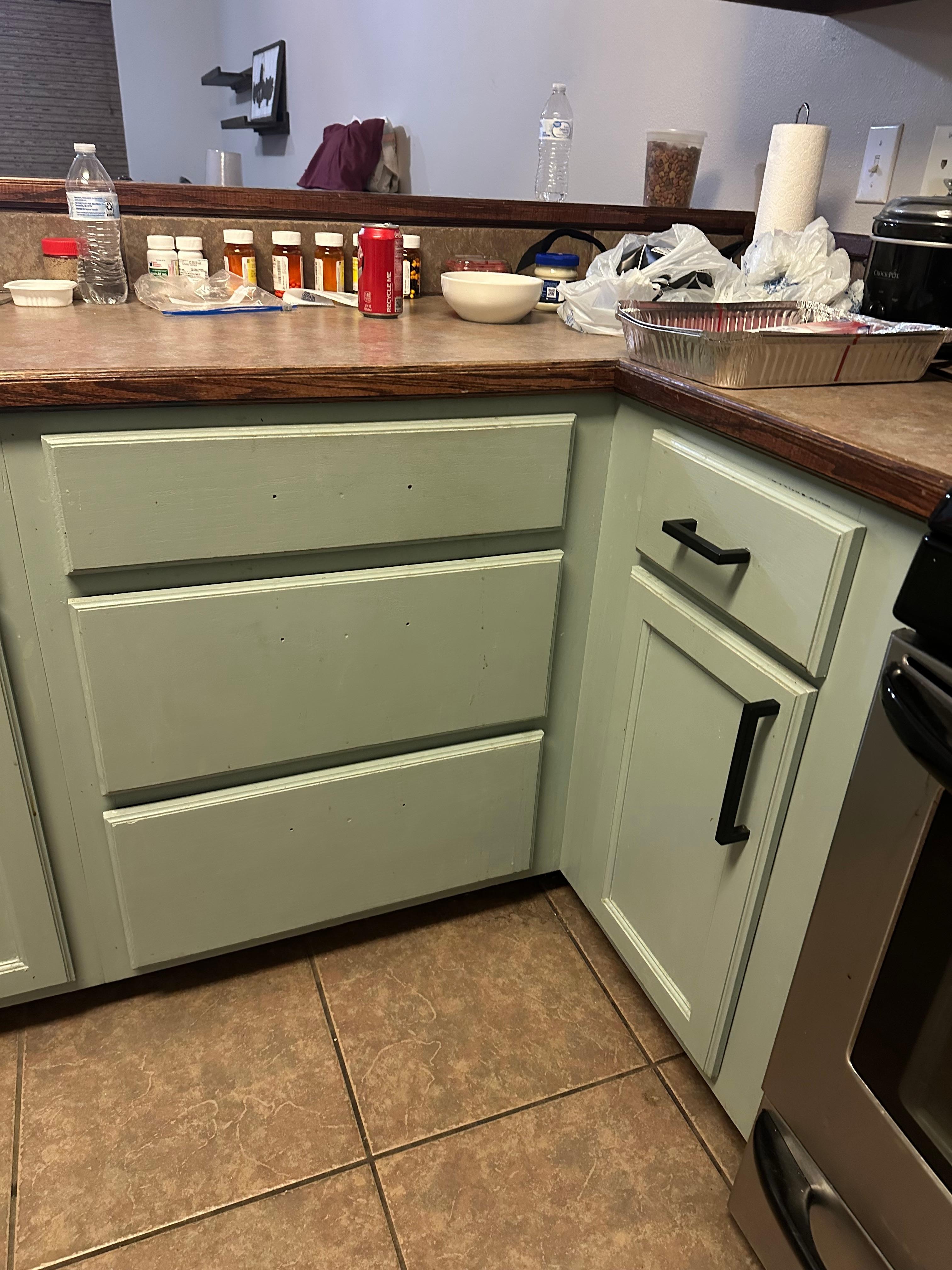 Example
Of drawer pulls missing or pulled off. More but were not photographed. 