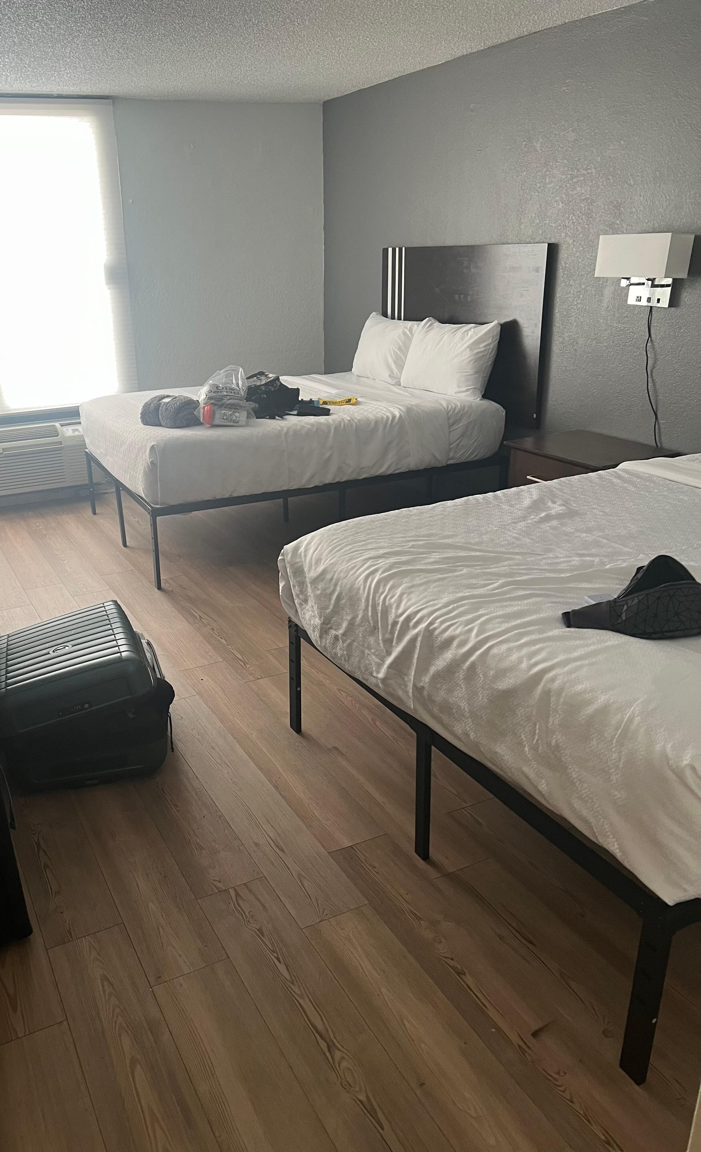 Stiff beds, no comforters, I booked a king bed comfort suite