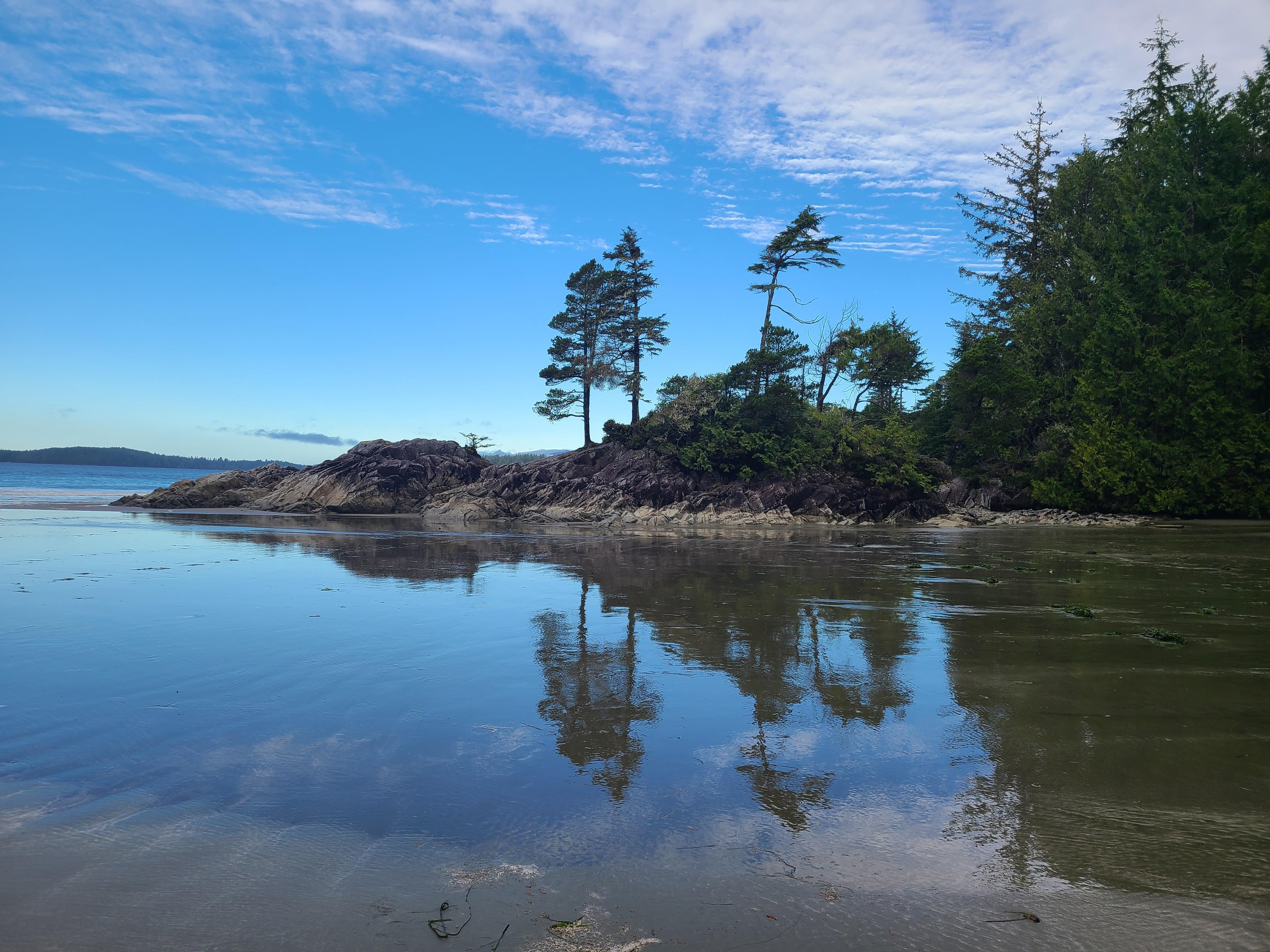 Tonquin Beach