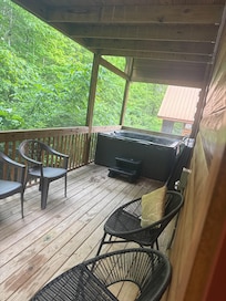 Back porch, silent neighbors with hot tub!