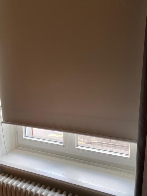 Pas de voilage, seule alternative, le noir et allumer