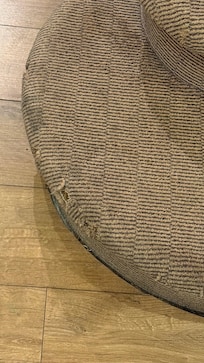 Vários lugares tudo rasgado