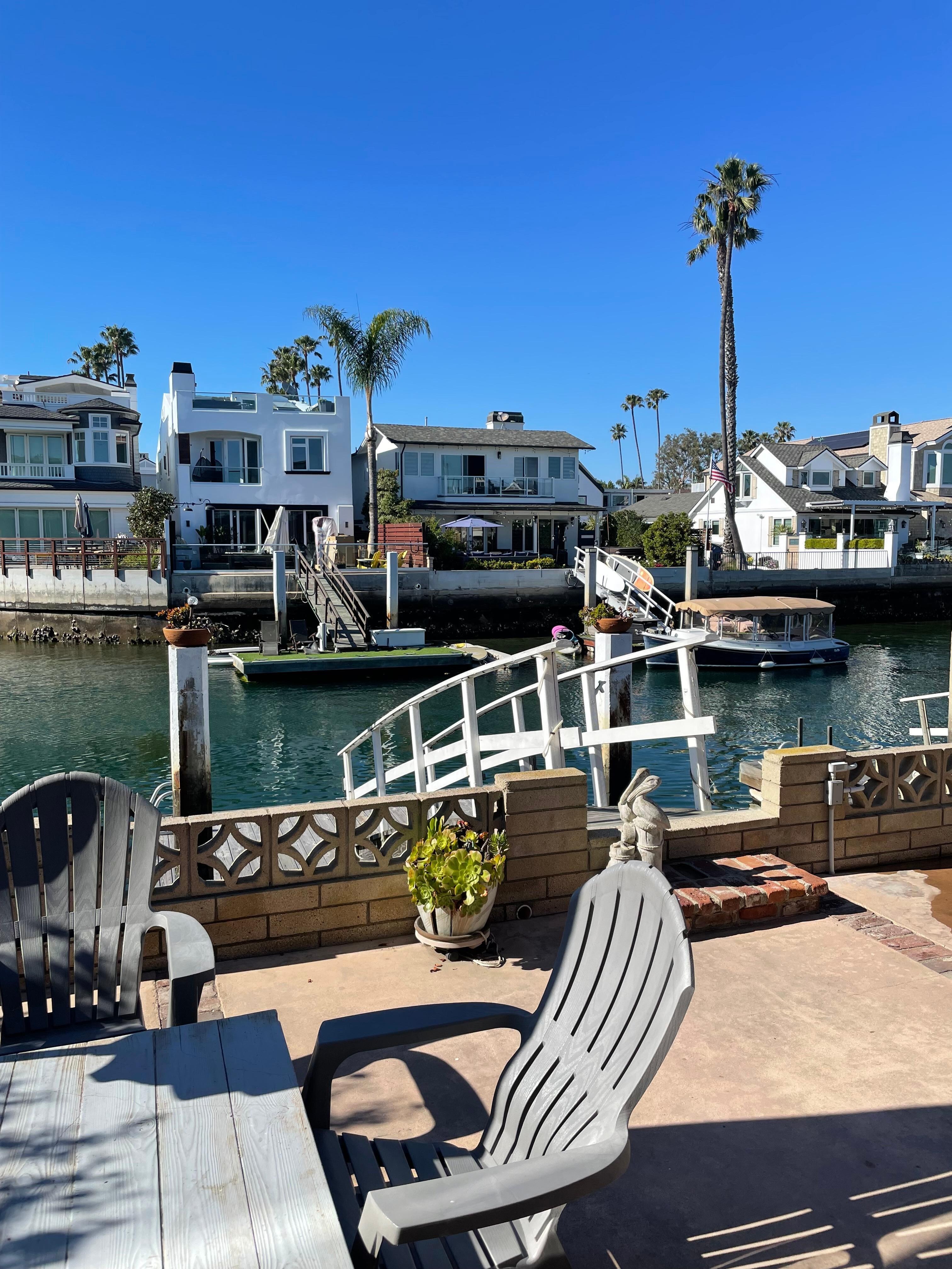 The deck on the canal