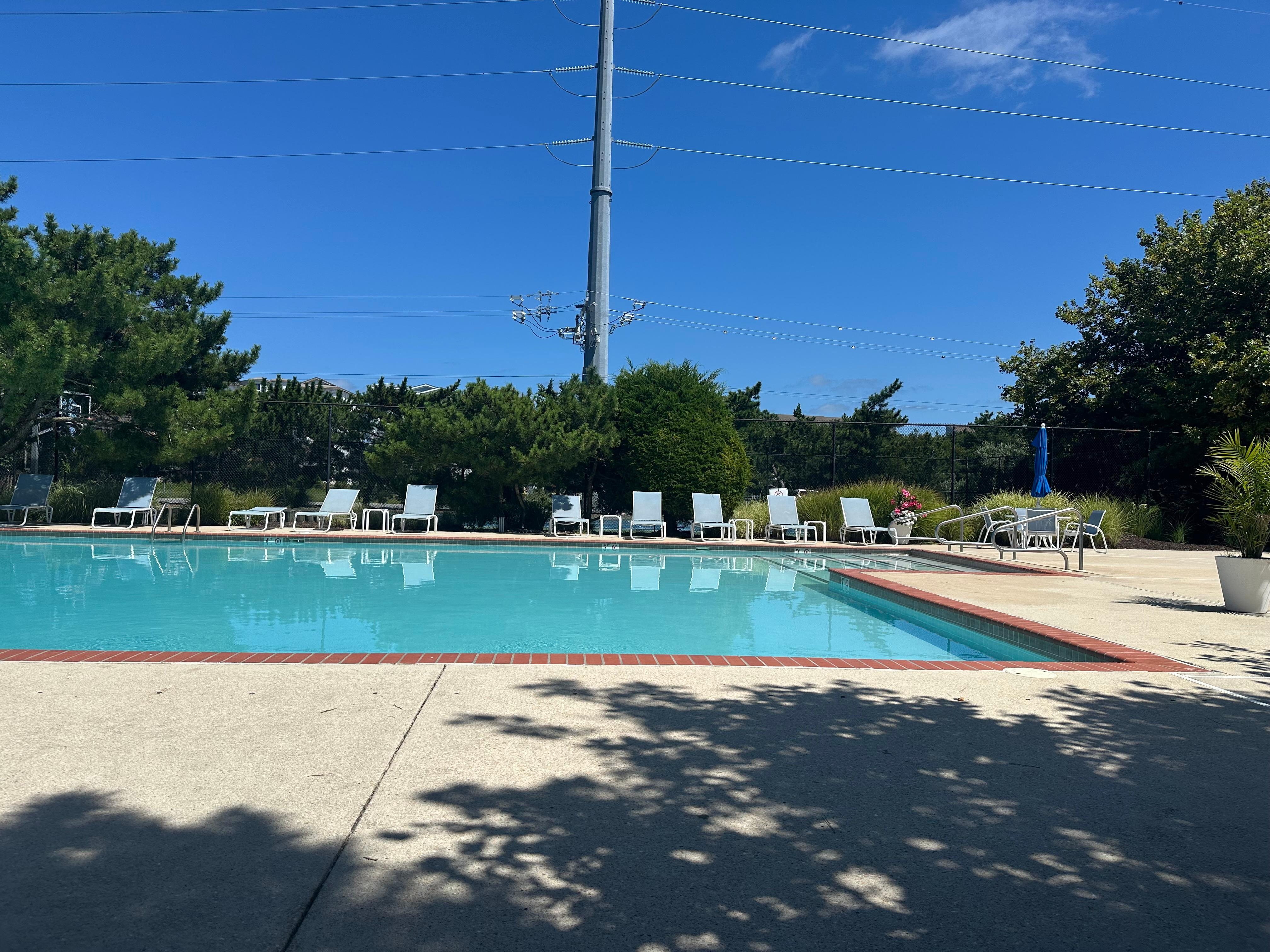 Community pool