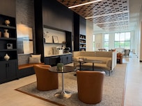 The fourth floor features a stunning lobby, and I feel at ease.