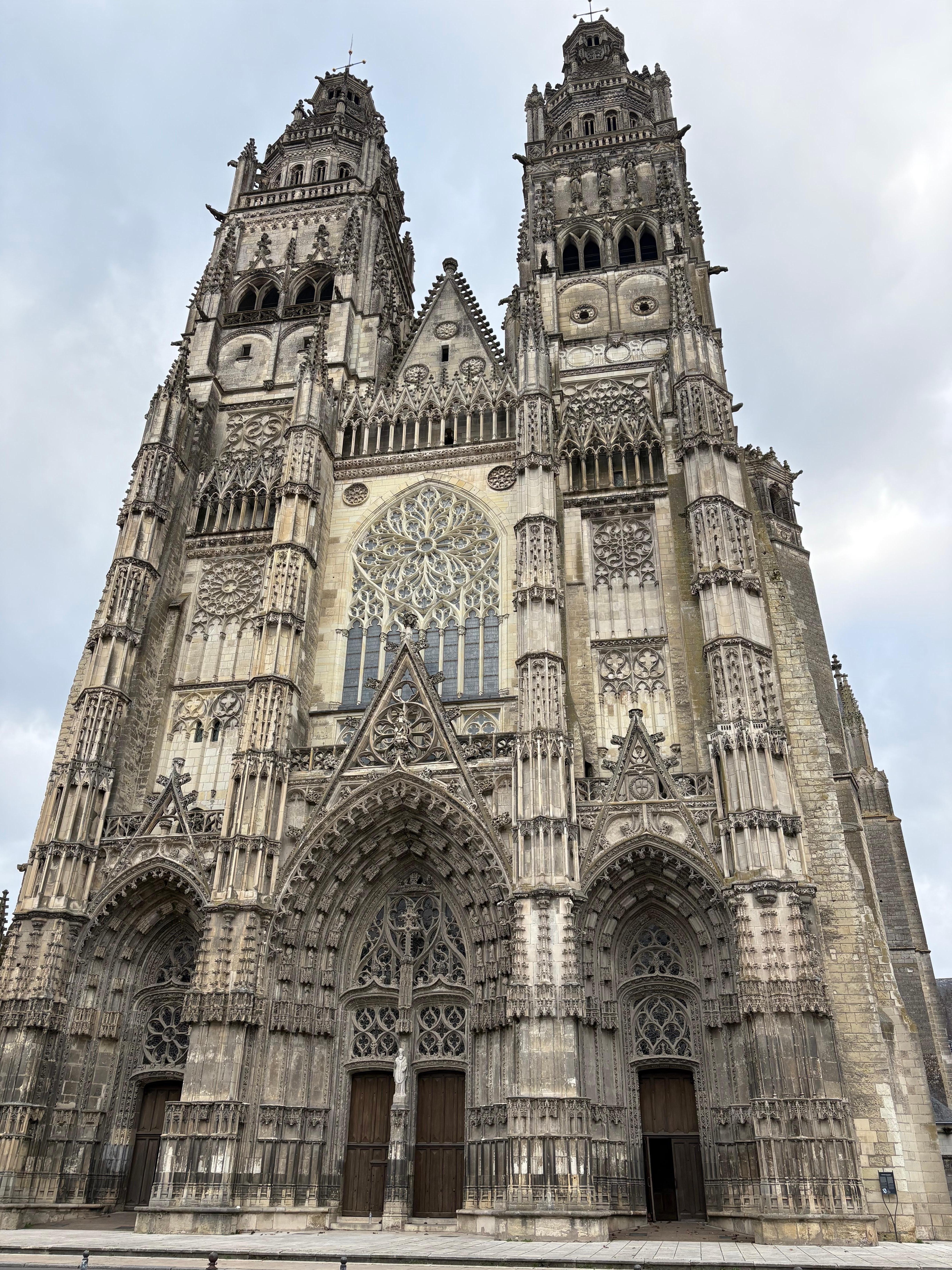 Cathedral within walking distance 