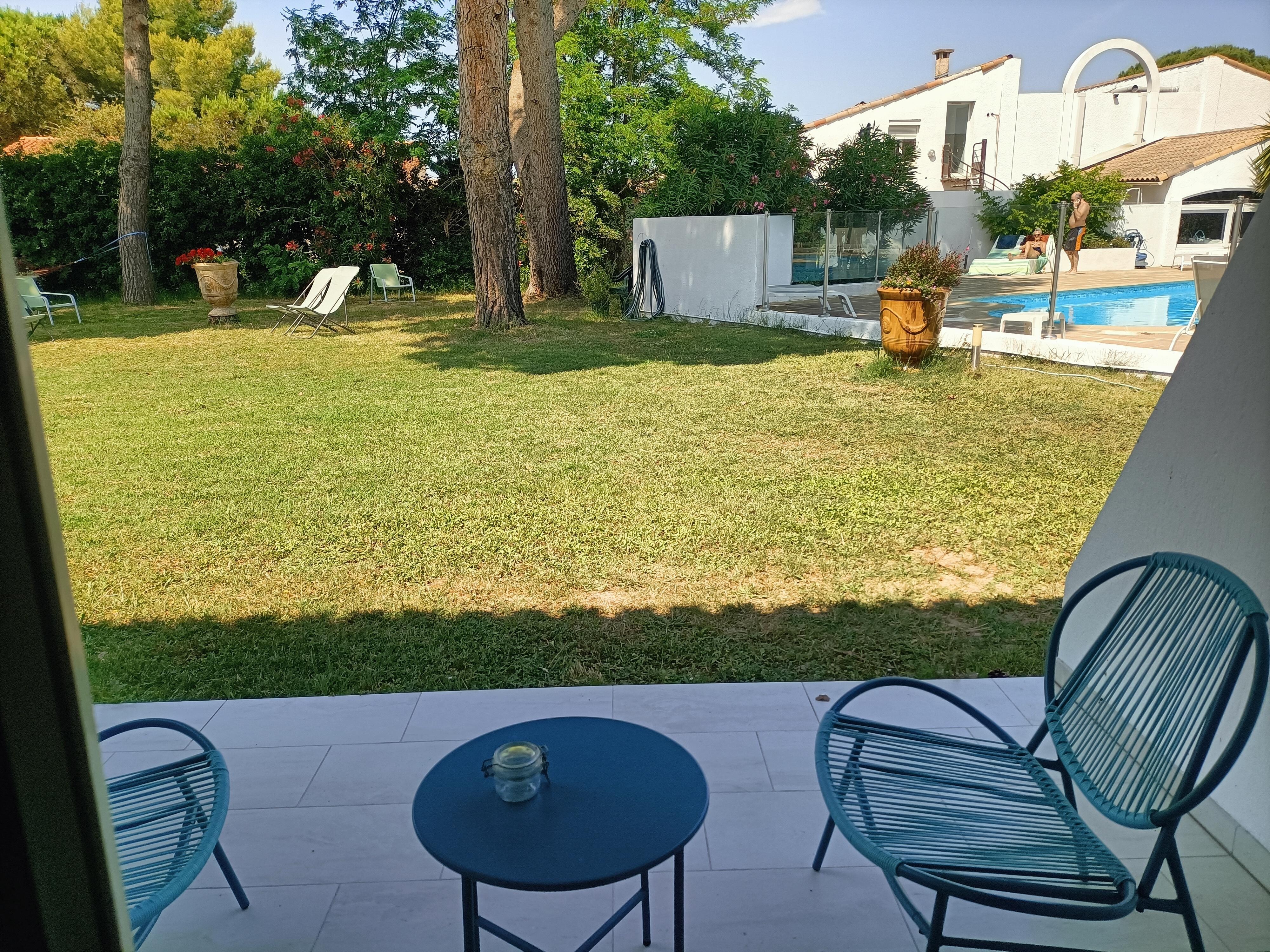 La piscine pour se prélasser 