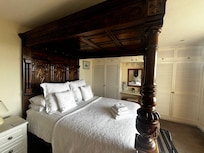 Gorgeous bedroom