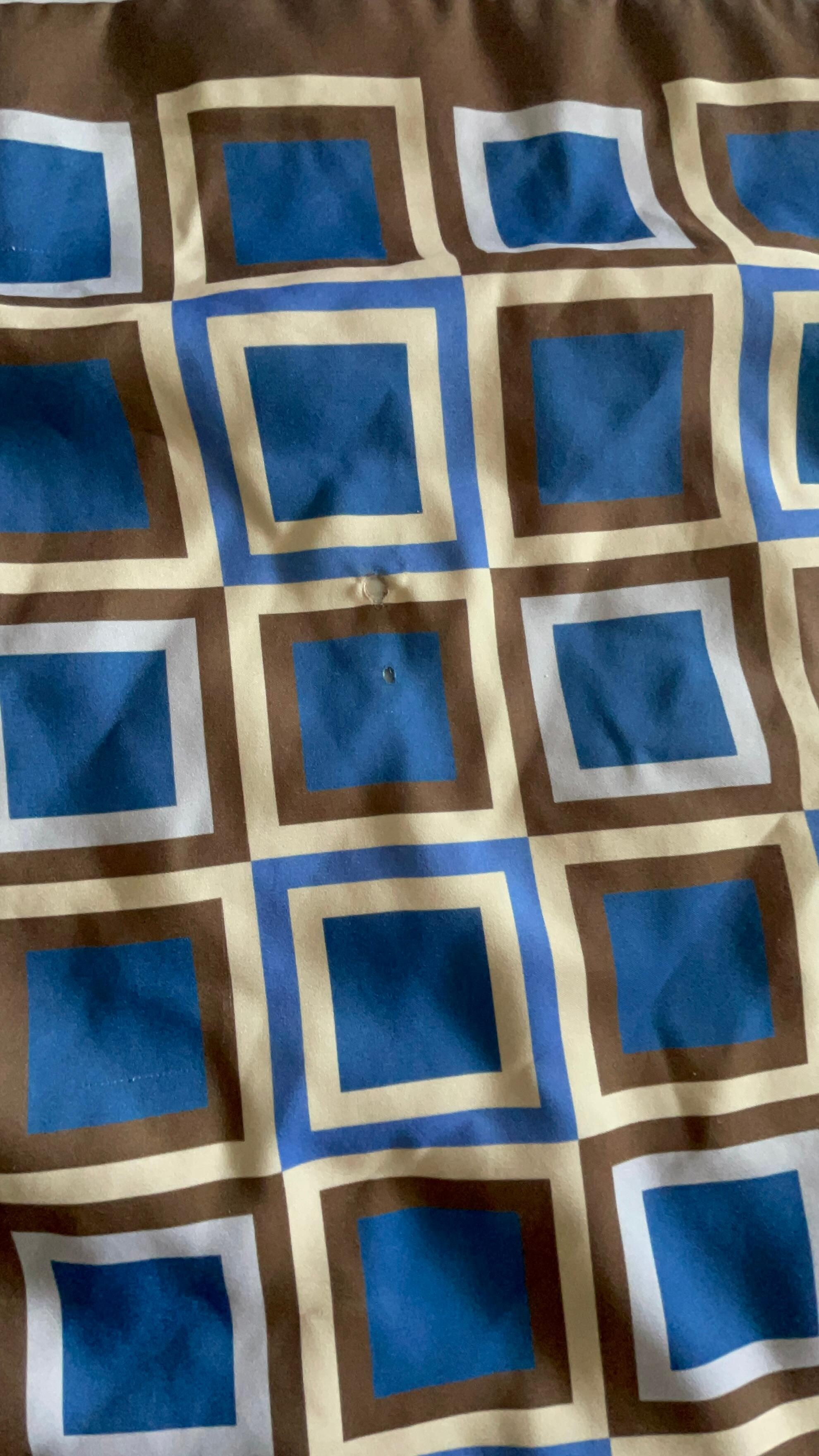 Smoke smell sheets