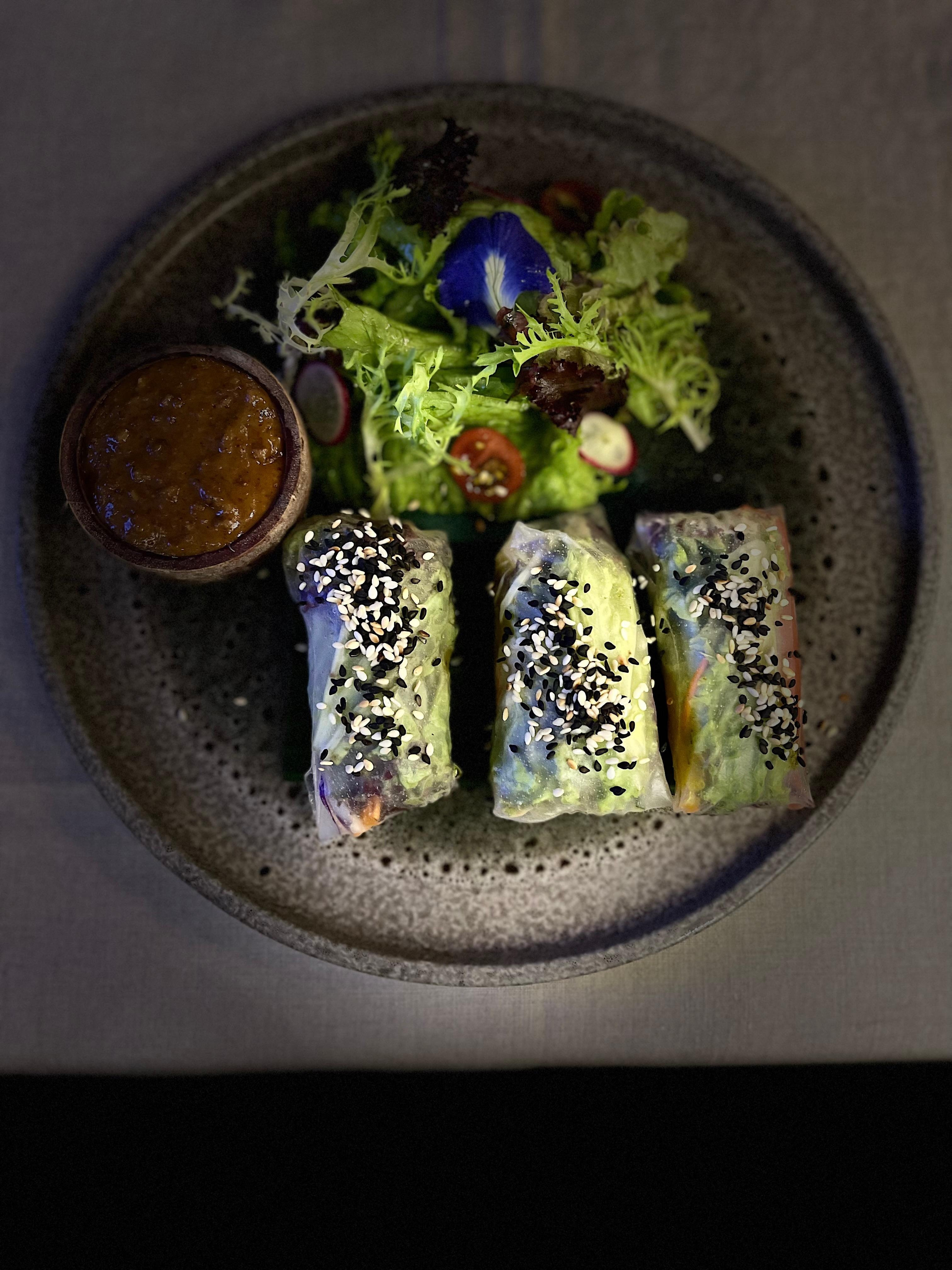 Vegetarian rice roll