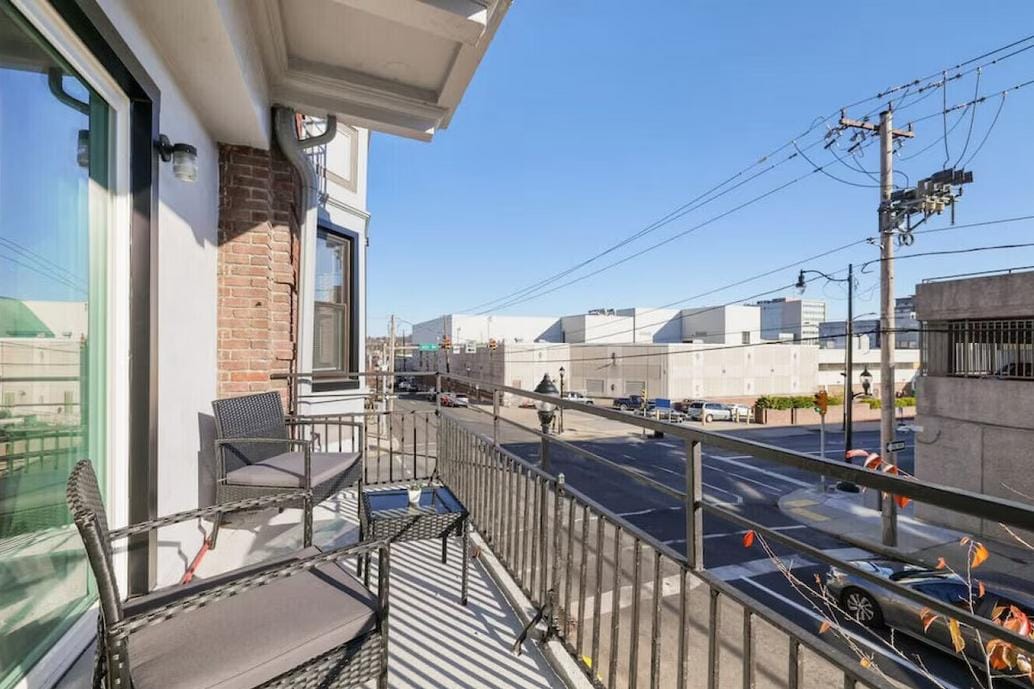 Fake Balcony View from Listing