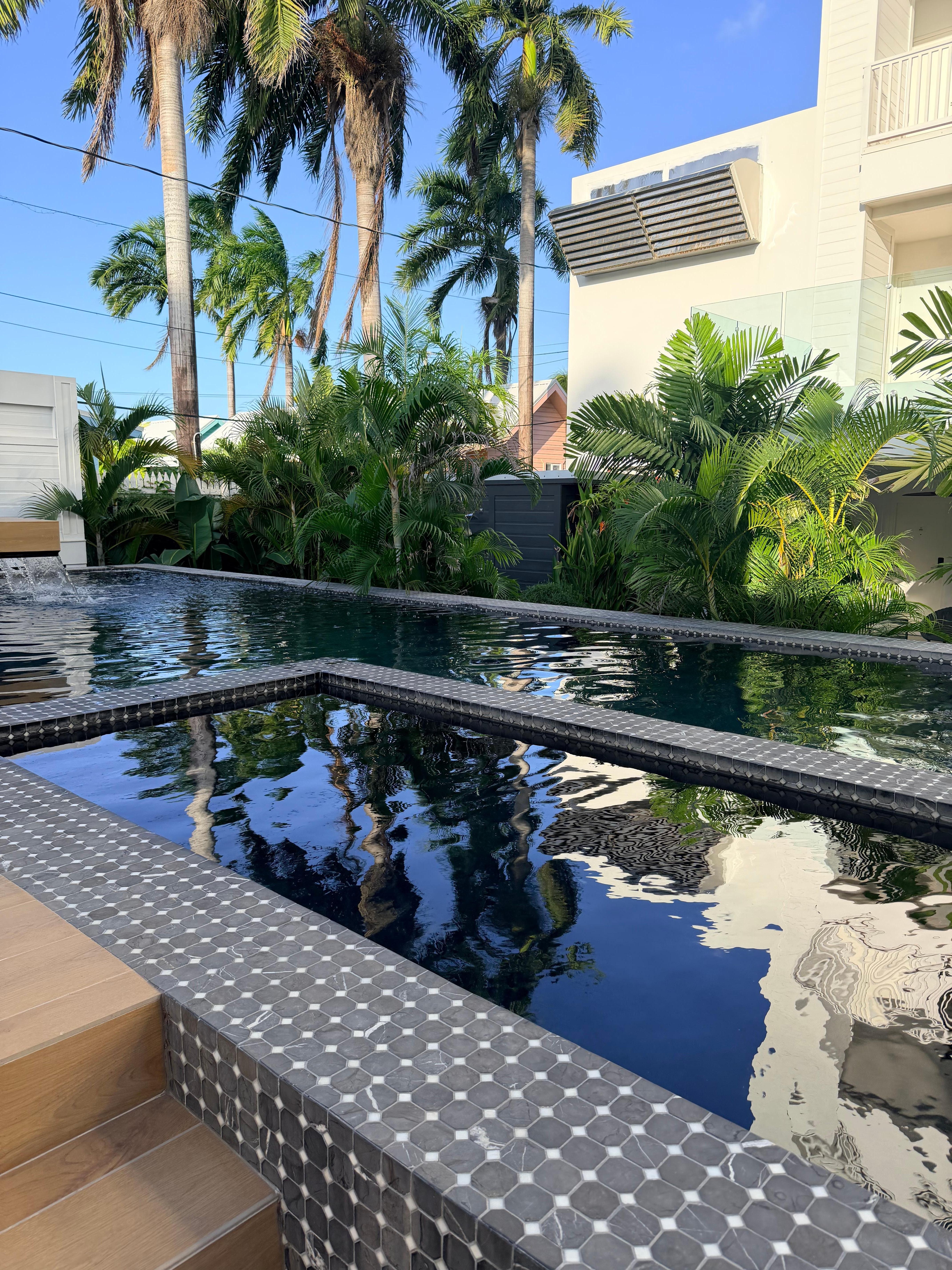Hotel pool