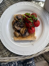 Mushrooms on sour dough breakfast
