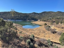 Nearby lake, 2 min drive.