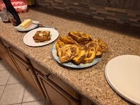 Breakfast spread in kitchen...plenty of counter space!