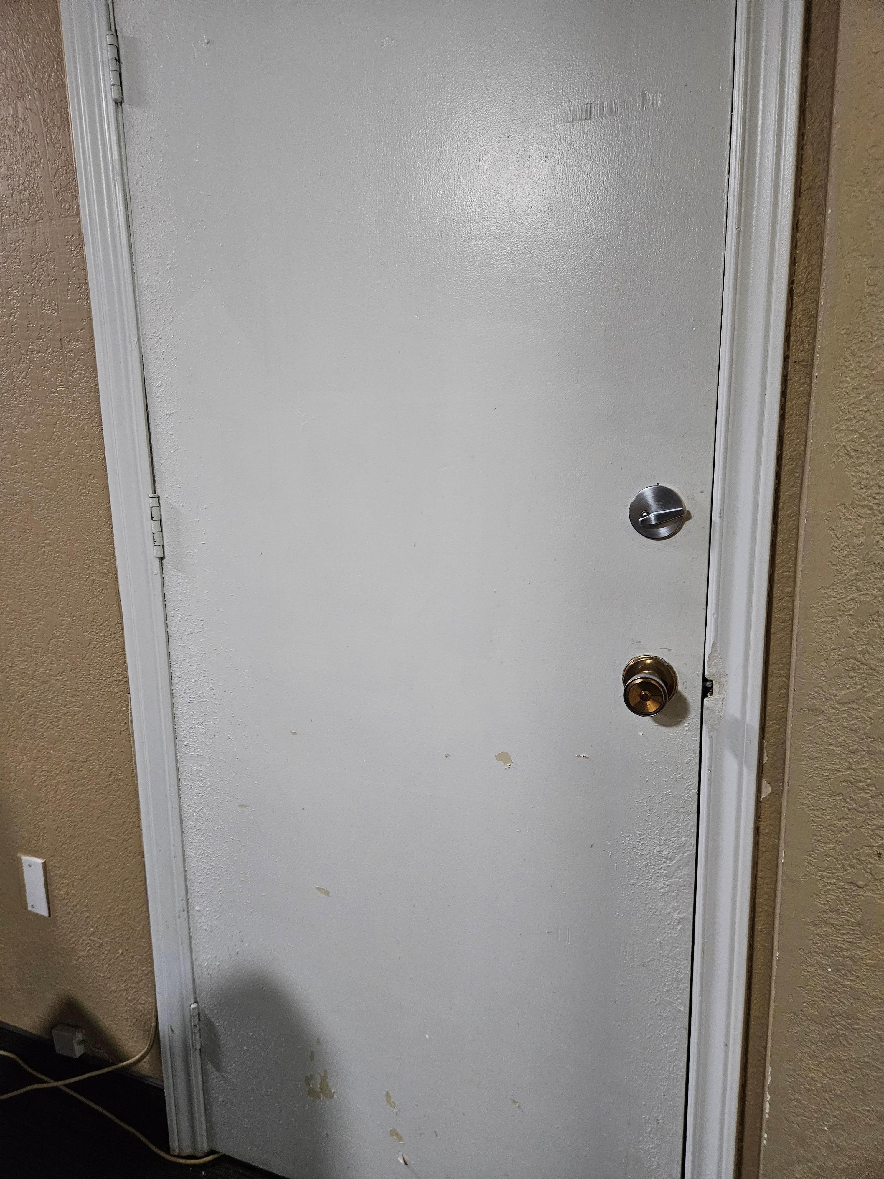 Room had a door to go between to another room. Kept locked at all times. Felt a bit unsafe and door was in bad condition.