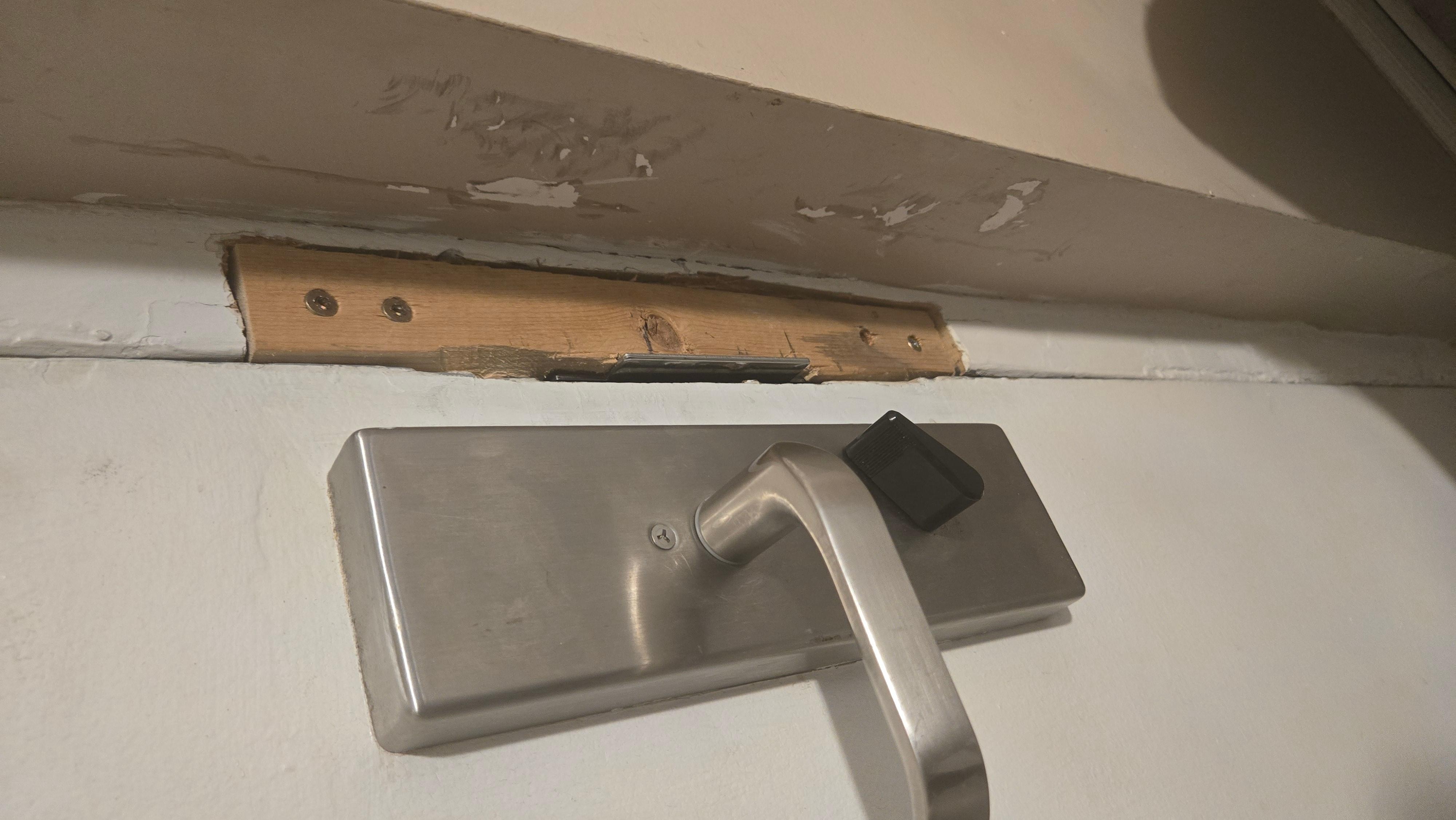 Doors broken, very unsafe