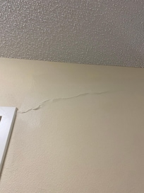 Wall going into the bathroom