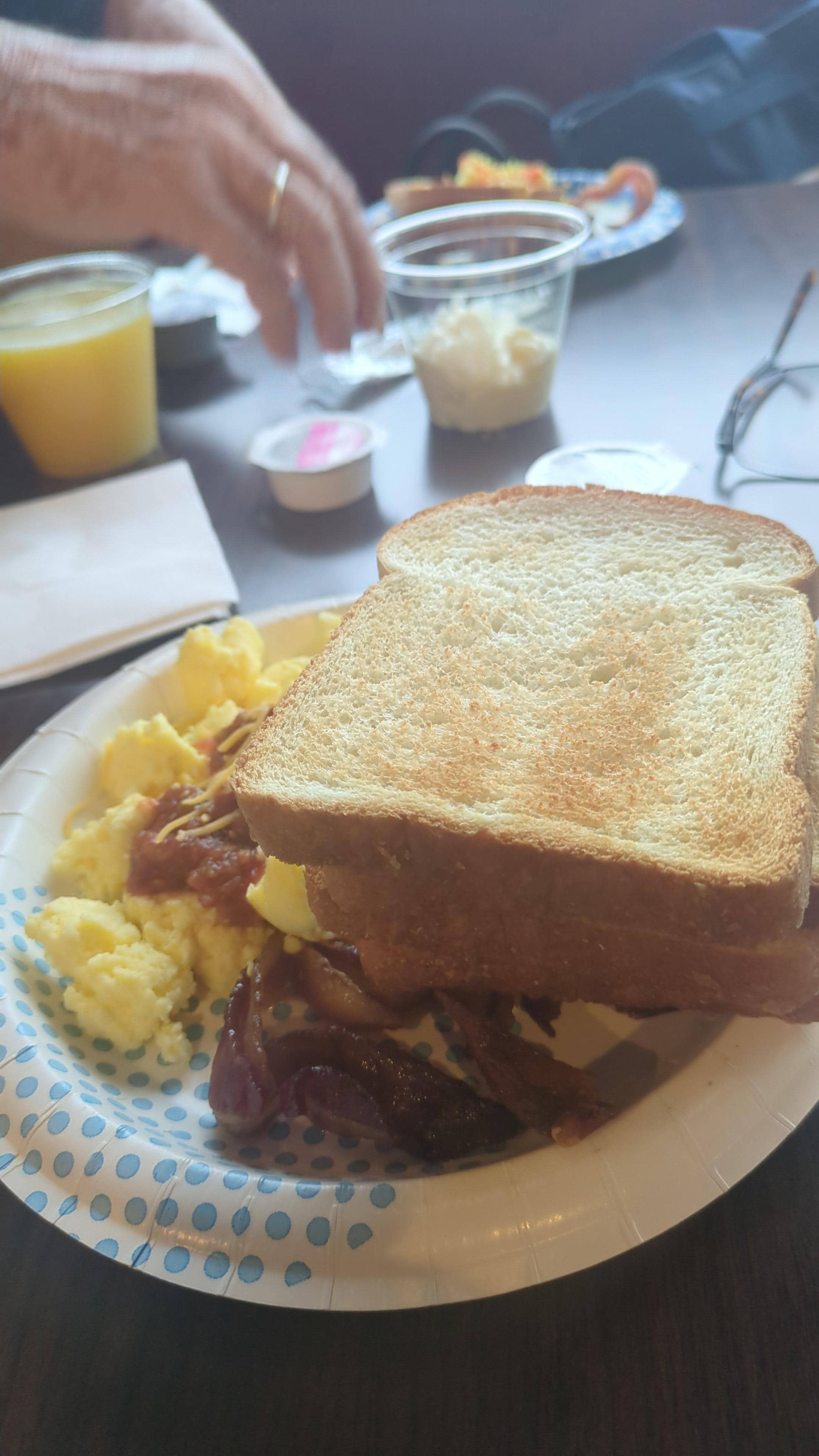 Verdadero desayuno caliente y sabroso 