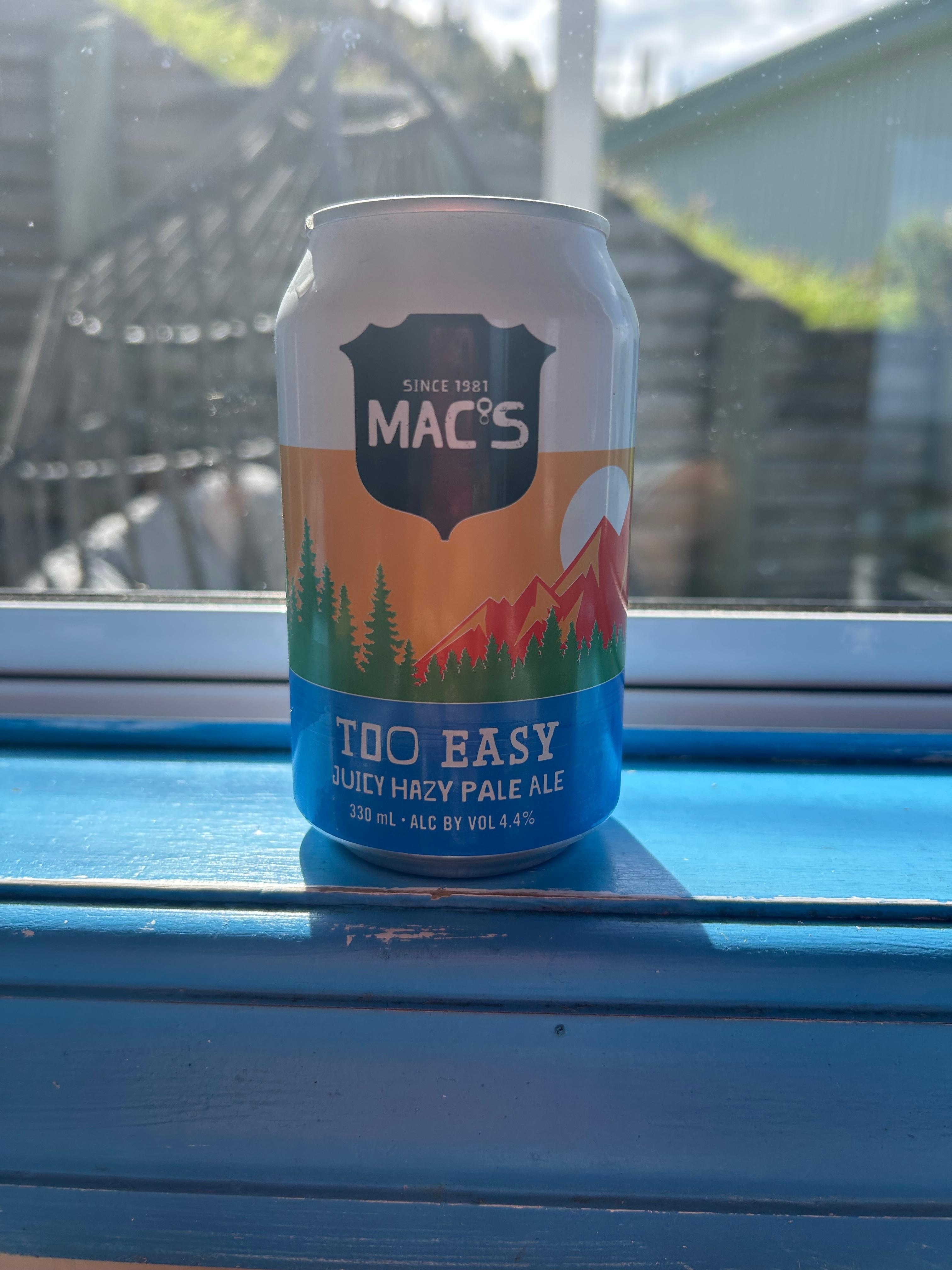 Lovely fruit basket and refreshments left for us to enjoy