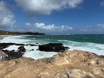 Short walk to the ocean