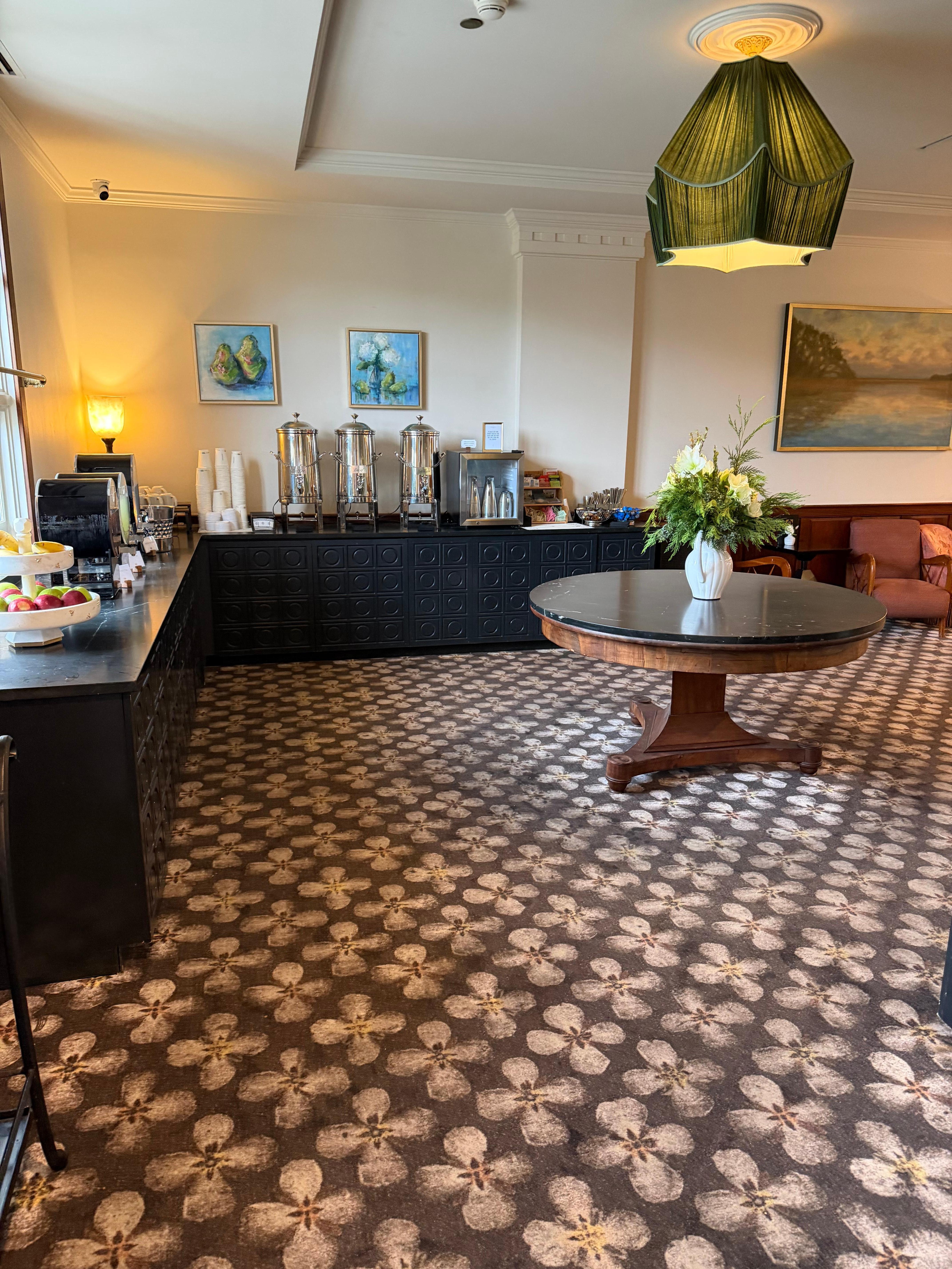 Breakfast and snacks served here 