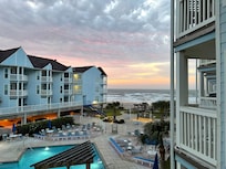 Beautiful sunrises are easy to spot on the balcony.