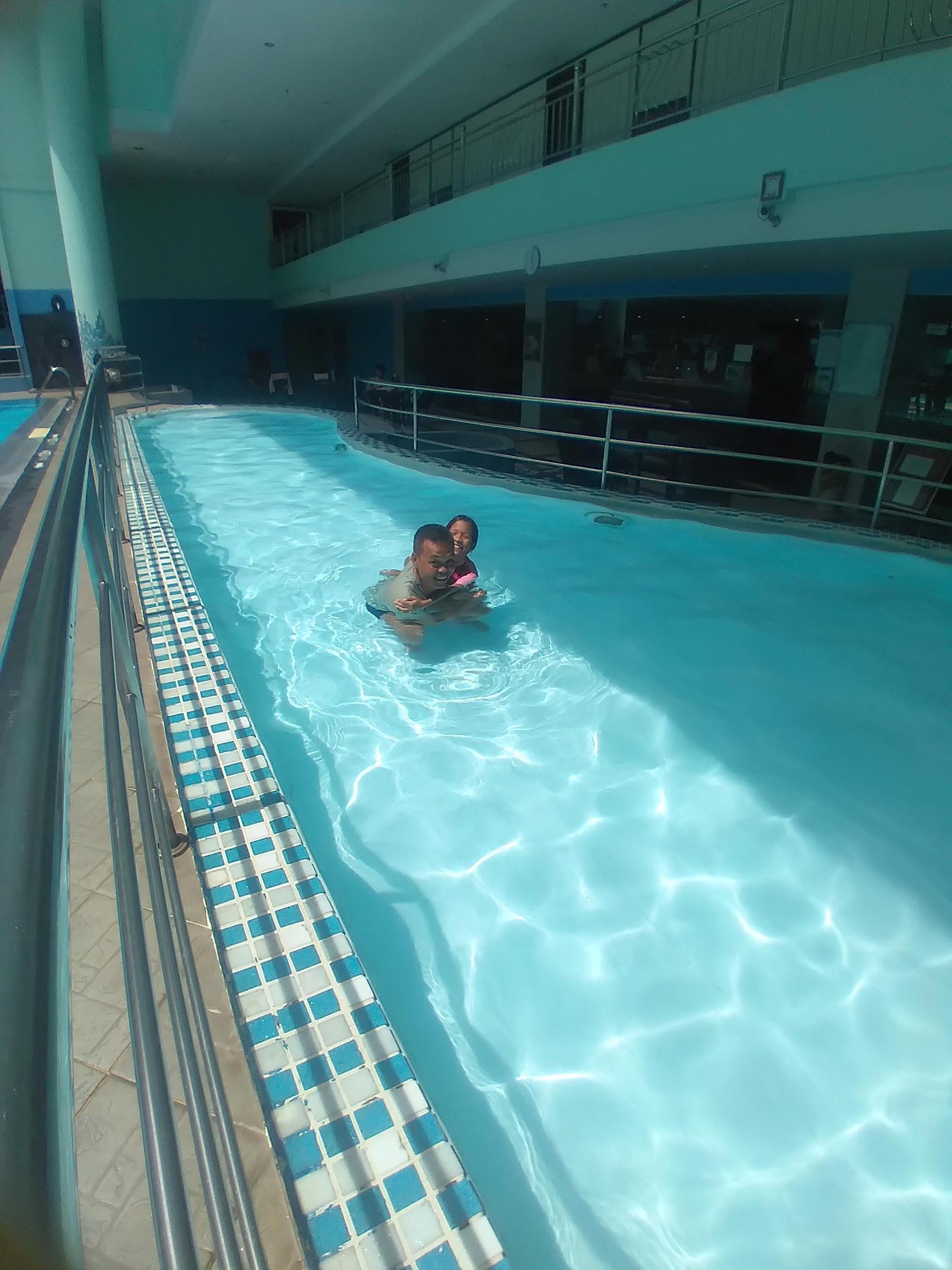 Great kids pool & hot water pool.