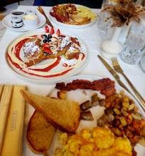 Olivet - Breakfast