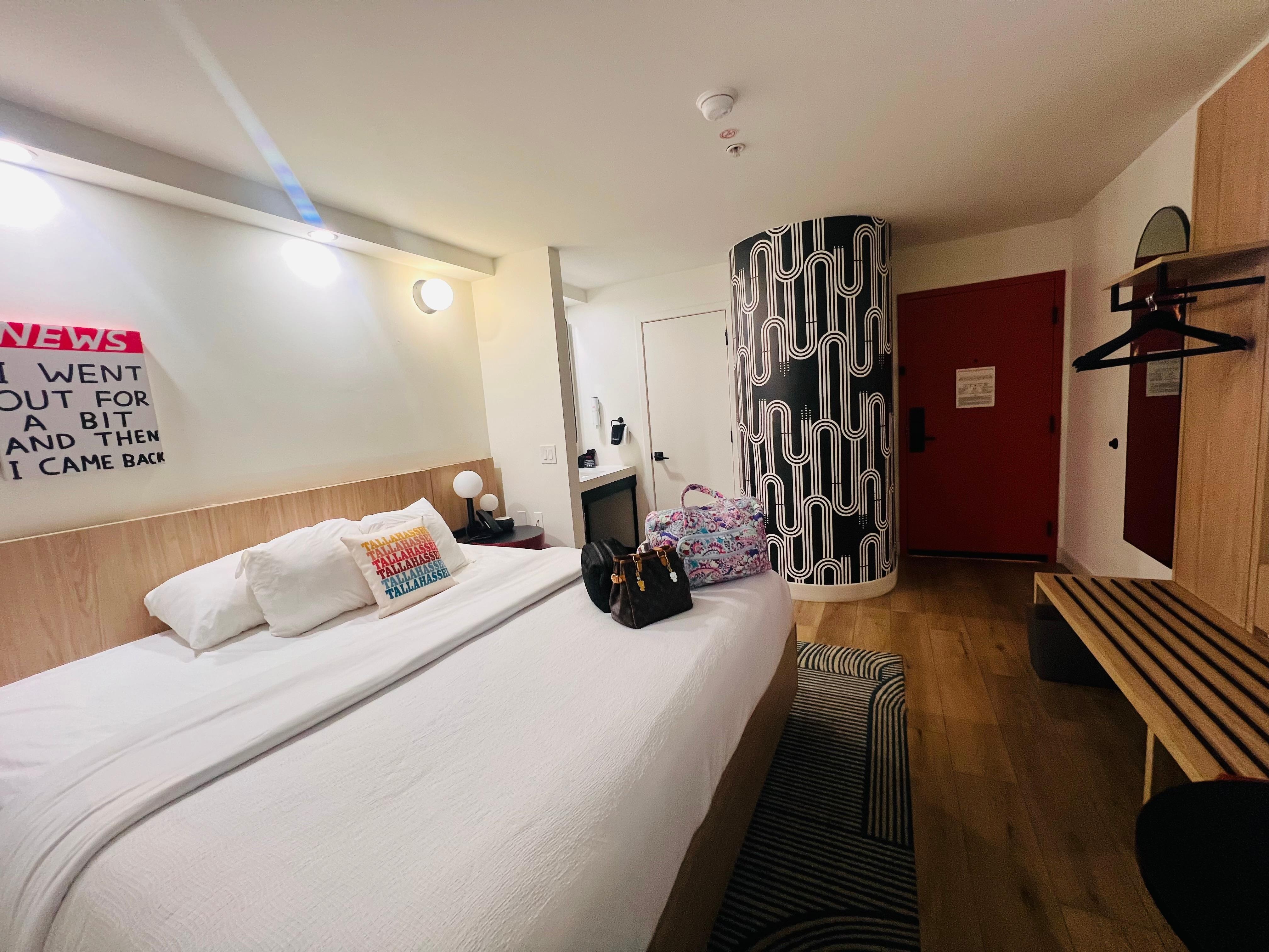 KING bed - small rooms …. Tight space limited 