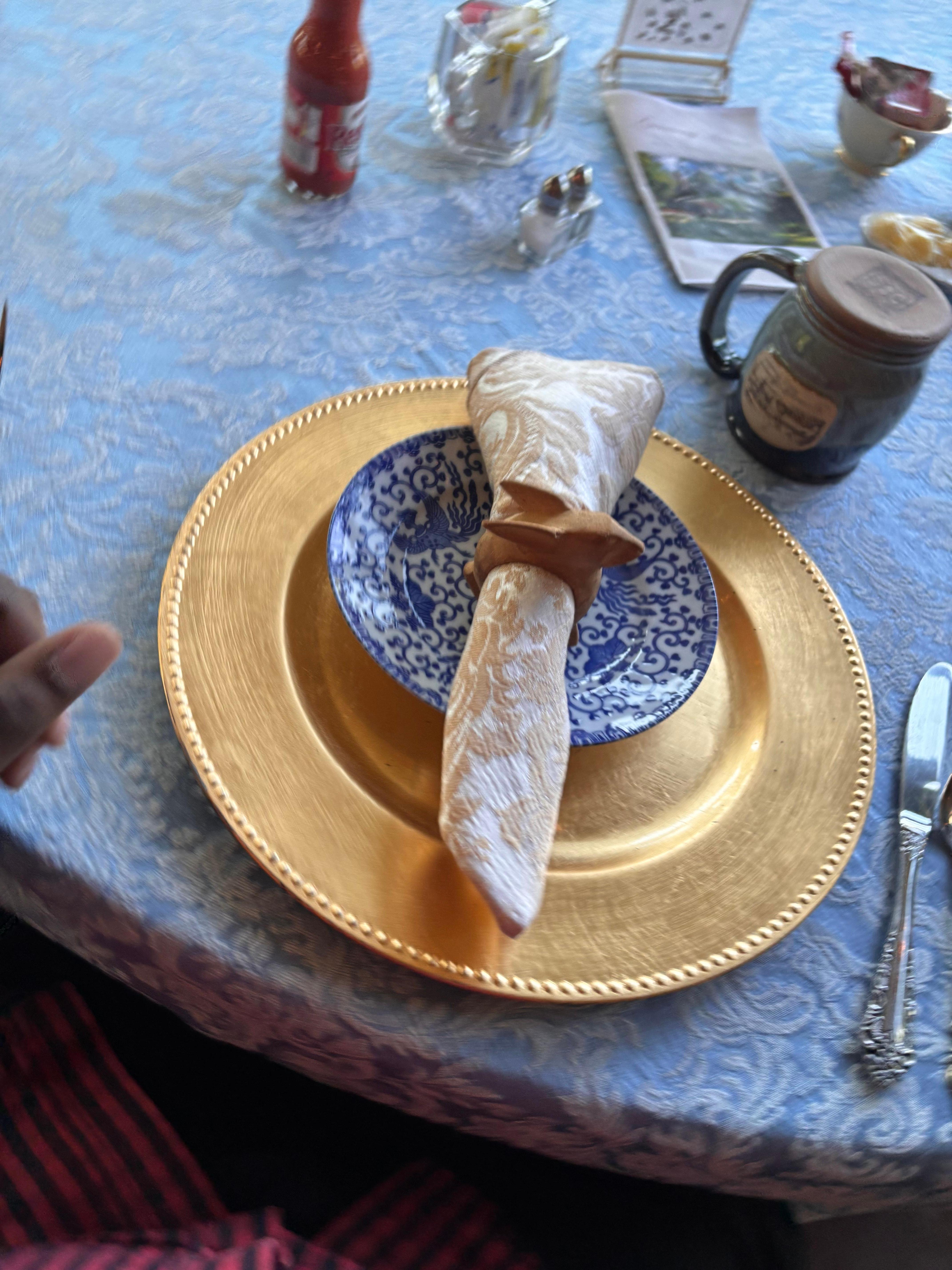 Breakfast place setting 