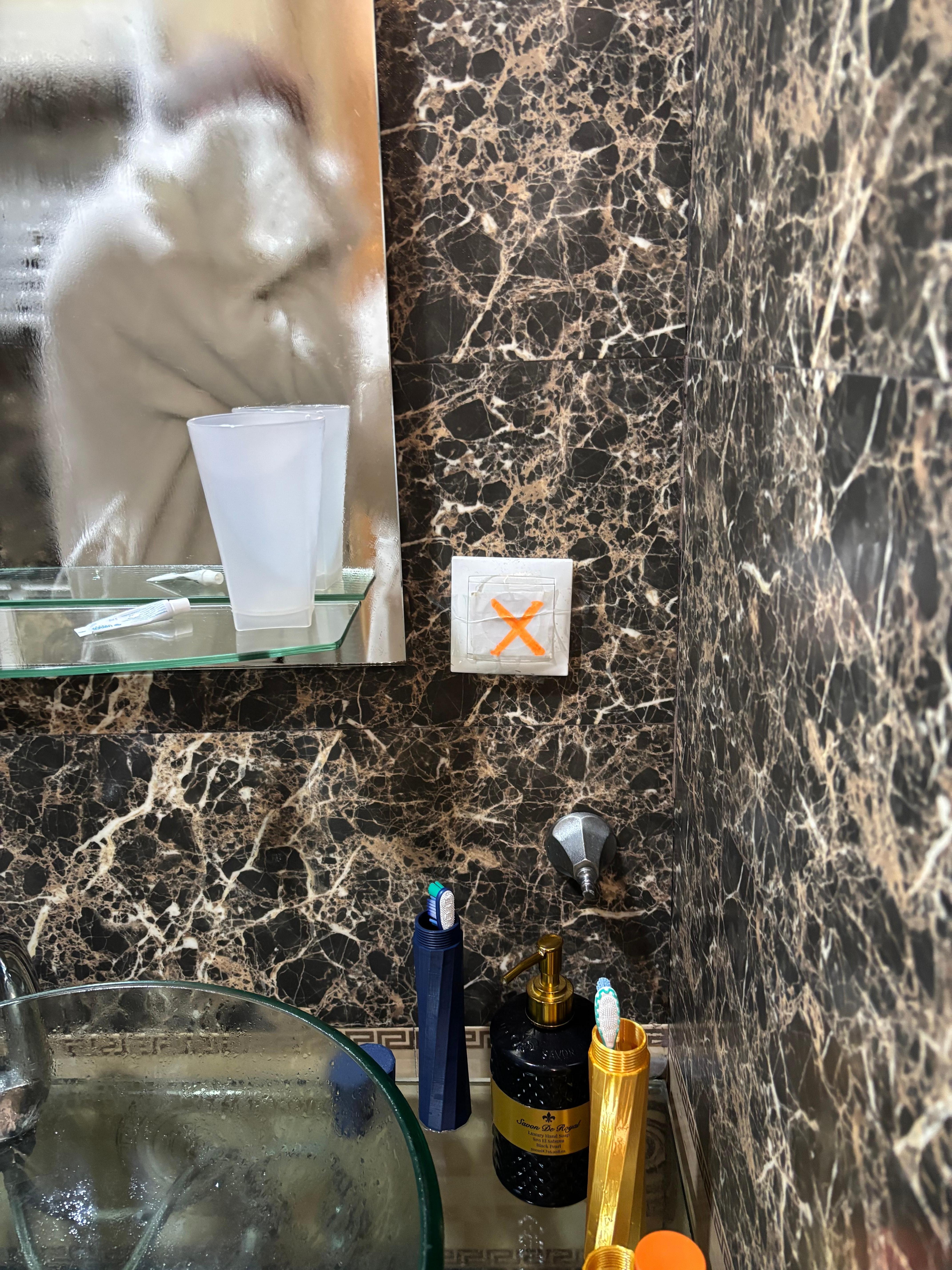 Broken fixtures and not working warmers