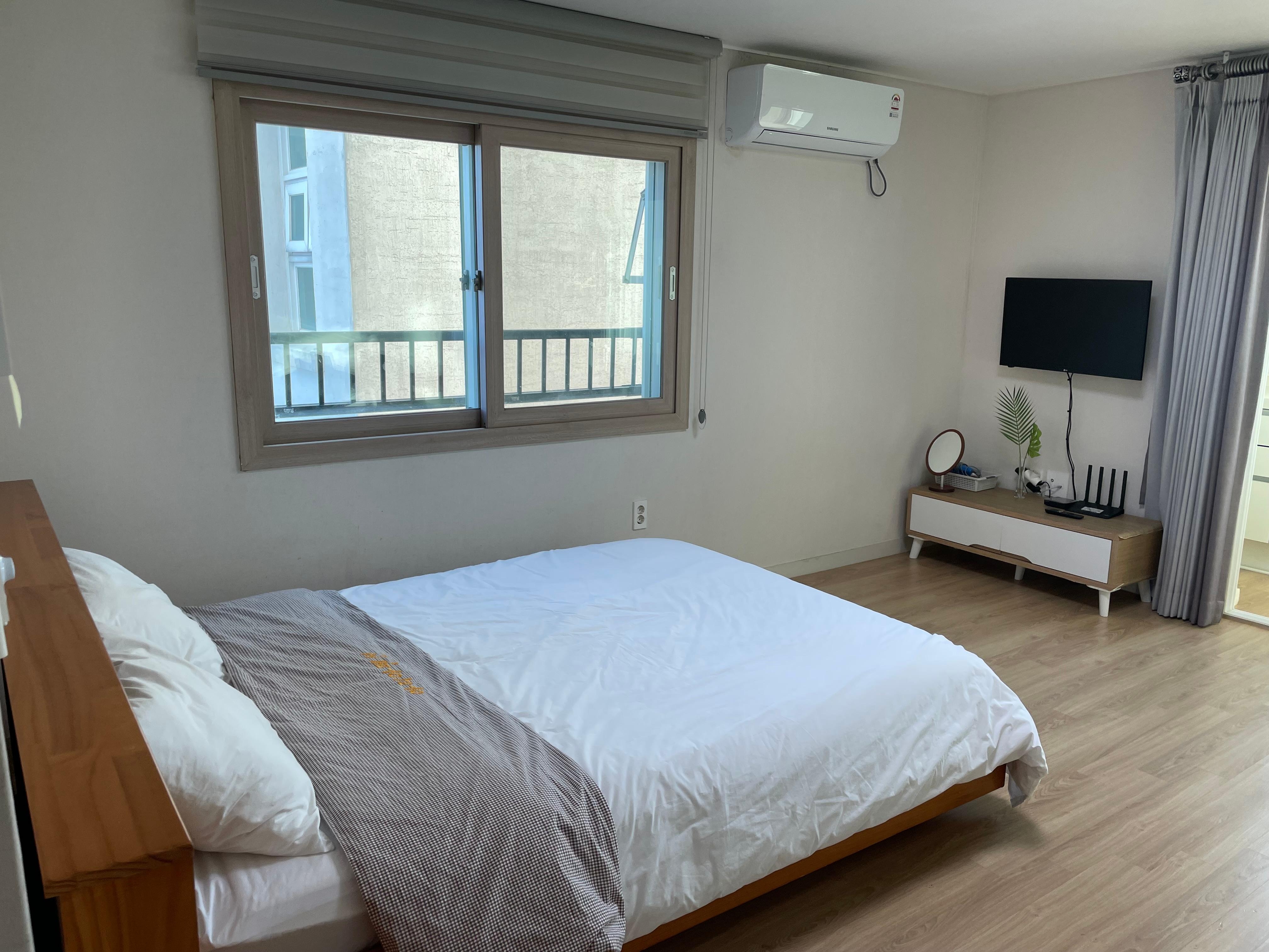 티비 크기가 너무 작았음 ㅎ