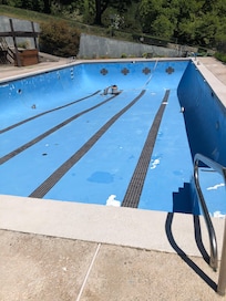 Empty pool